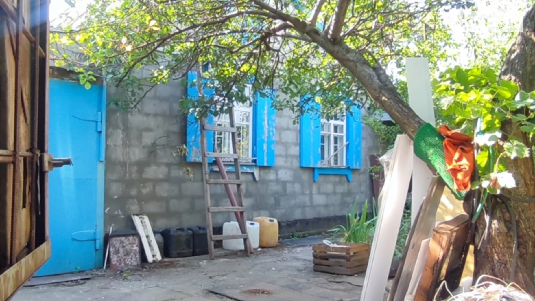 Продается одноэтажный дом 60 кв. м с бассейном, цена: 9000 $ - фото 2