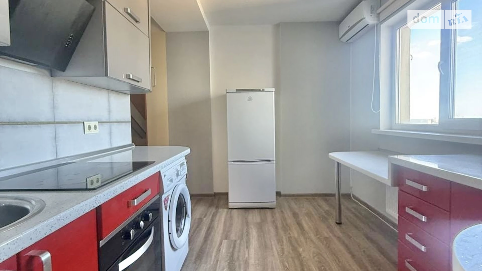Продается 1-комнатная квартира 45.2 кв. м в Киеве, Харьковское шоссе, 19А - фото 2