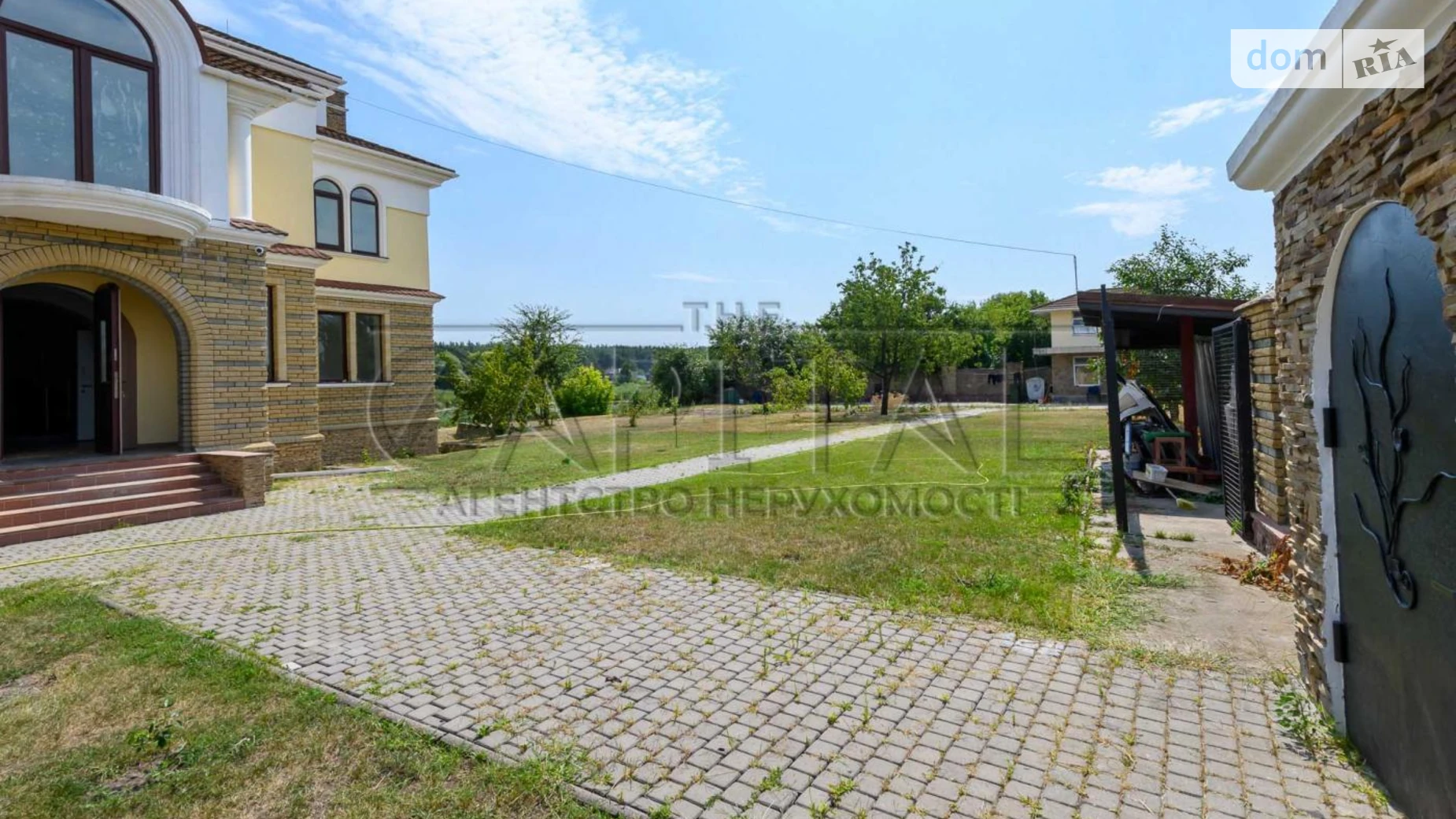 Продается дом на 3 этажа 753.5 кв. м с гаражом, цена: 850000 $ - фото 3