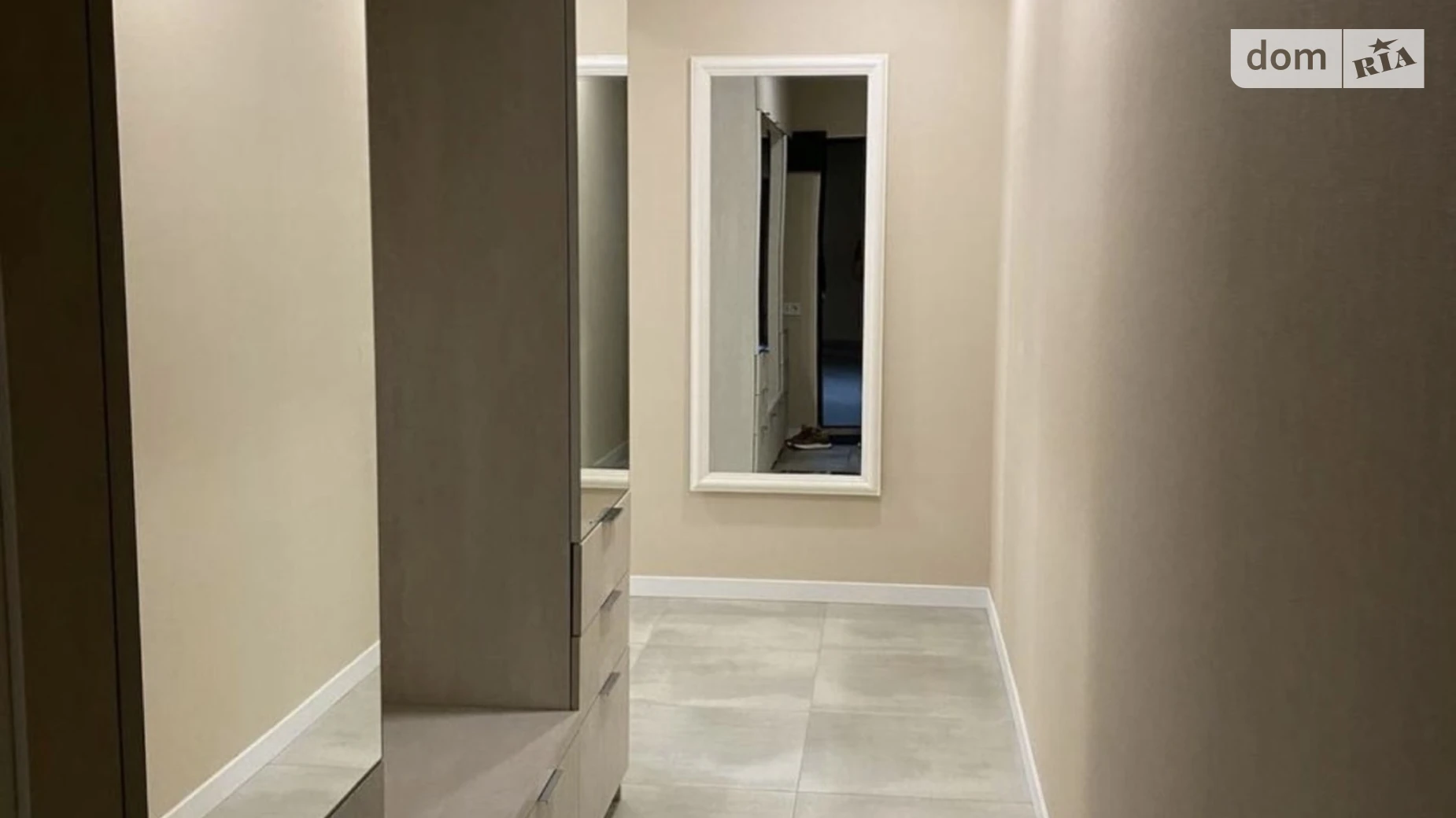 Продается 2-комнатная квартира 75 кв. м в Харькове, ул. Клочковская, 93 - фото 2