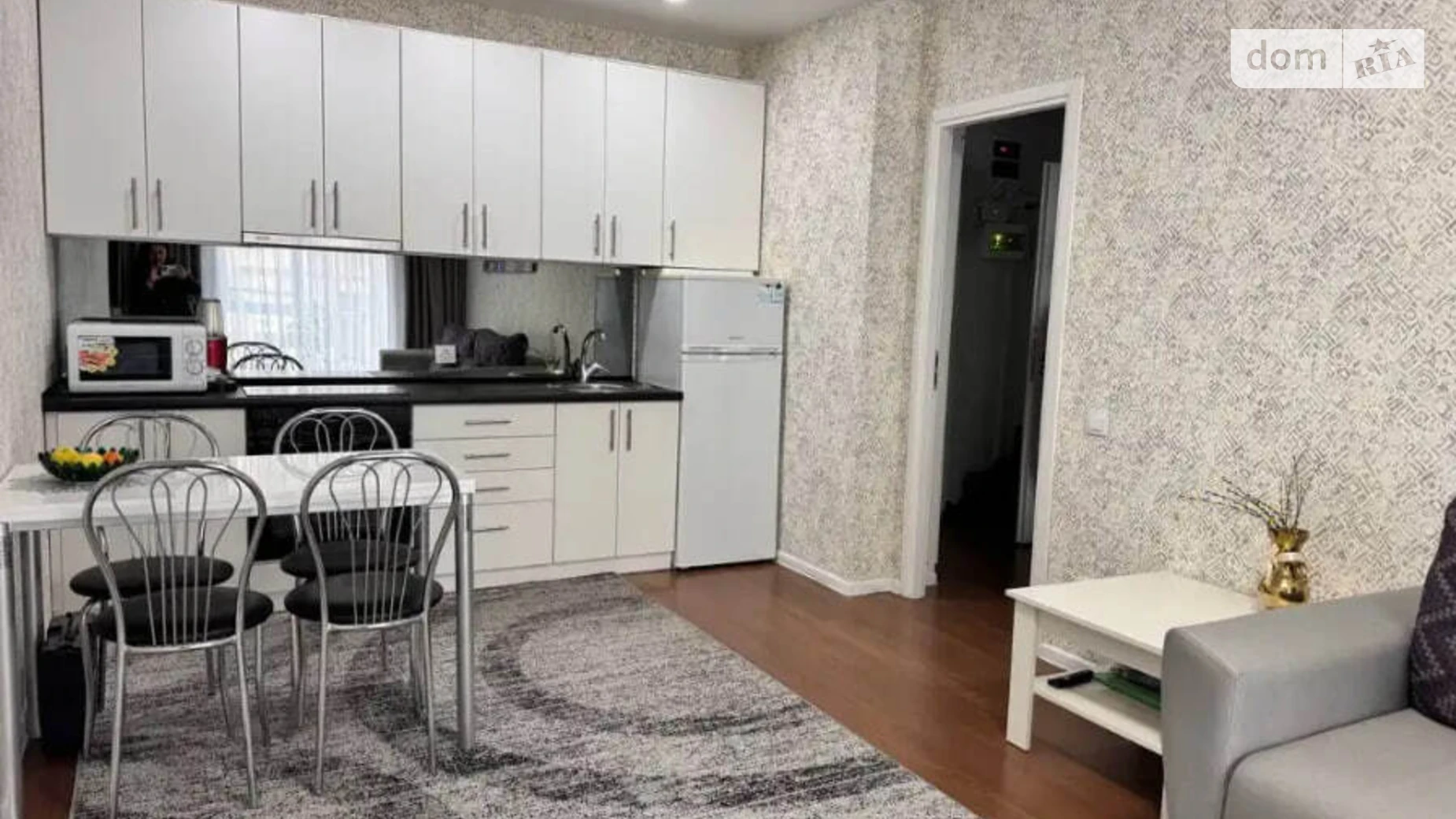 Продается 1-комнатная квартира 46 кв. м в Днепре, ул. Набережная Победы, 44 - фото 3