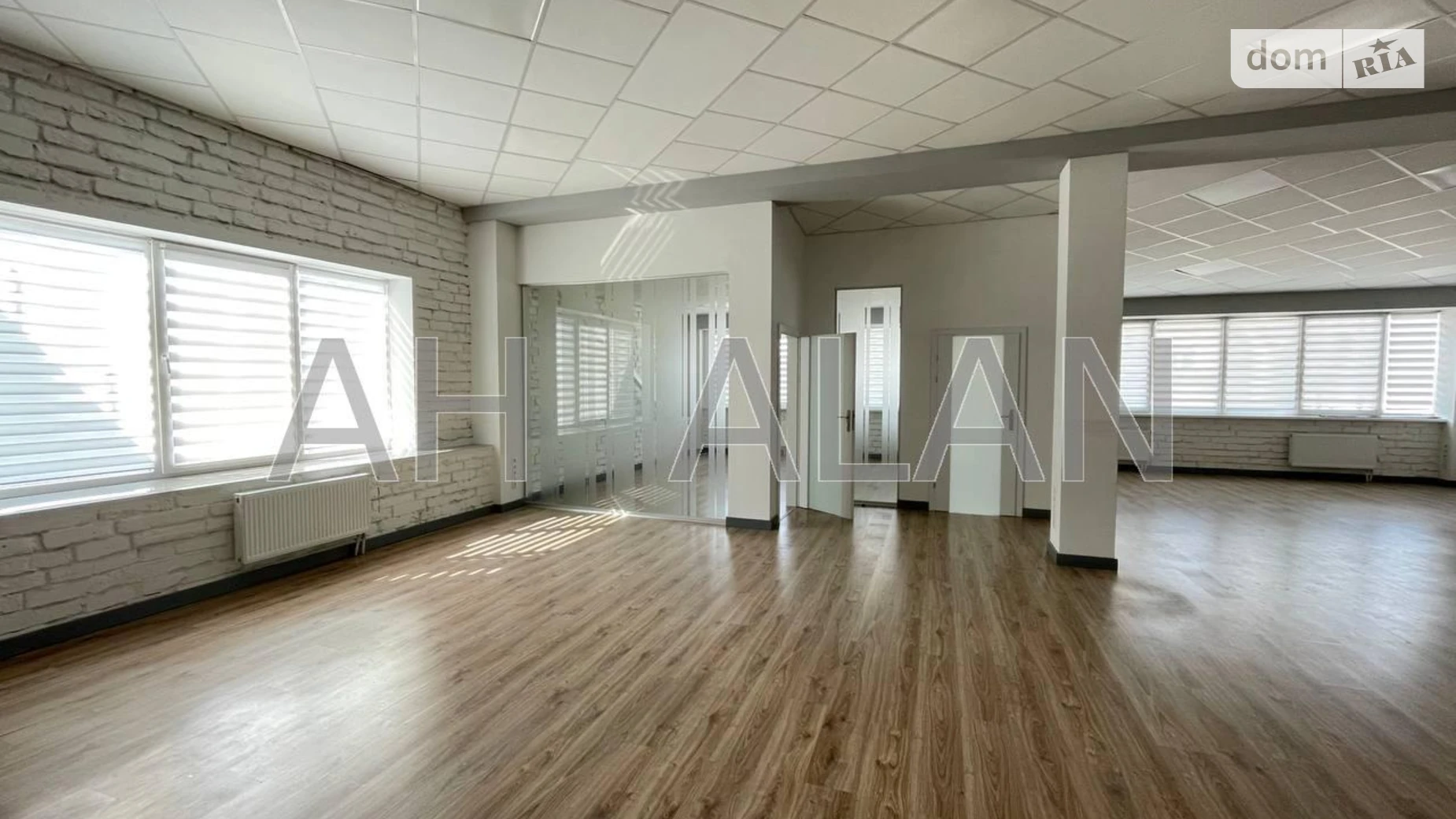 Сдается в аренду офис 163 кв. м в бизнес-центре, цена: 69870 грн - фото 4