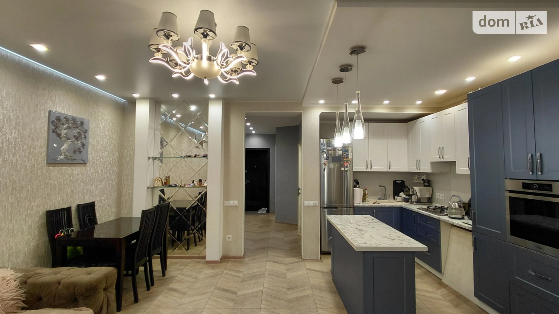 Продается дом на 2 этажа 200 кв. м с мебелью, цена: 400000 $ - фото 2