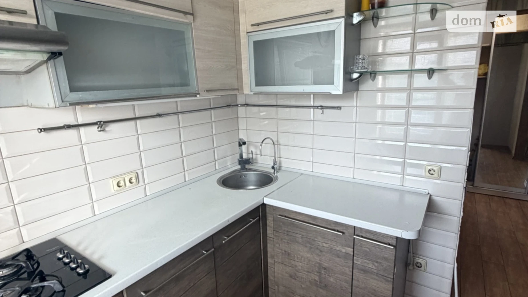 Продается 3-комнатная квартира 58.6 кв. м в Днепре, ул. Александра Щербакова, 2Б - фото 2