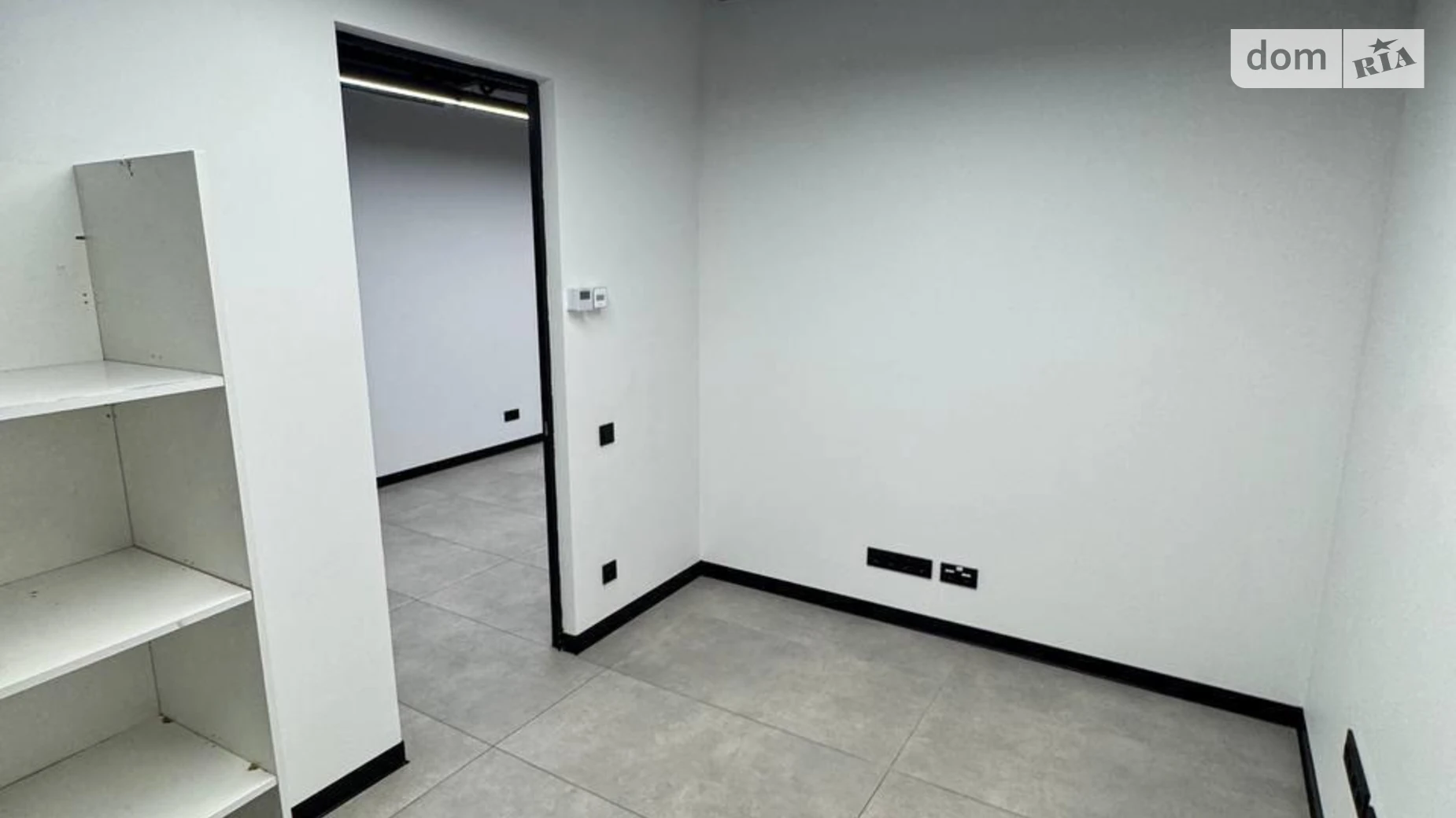 Сдается в аренду офис 278 кв. м в бизнес-центре, цена: 6394 $ - фото 2