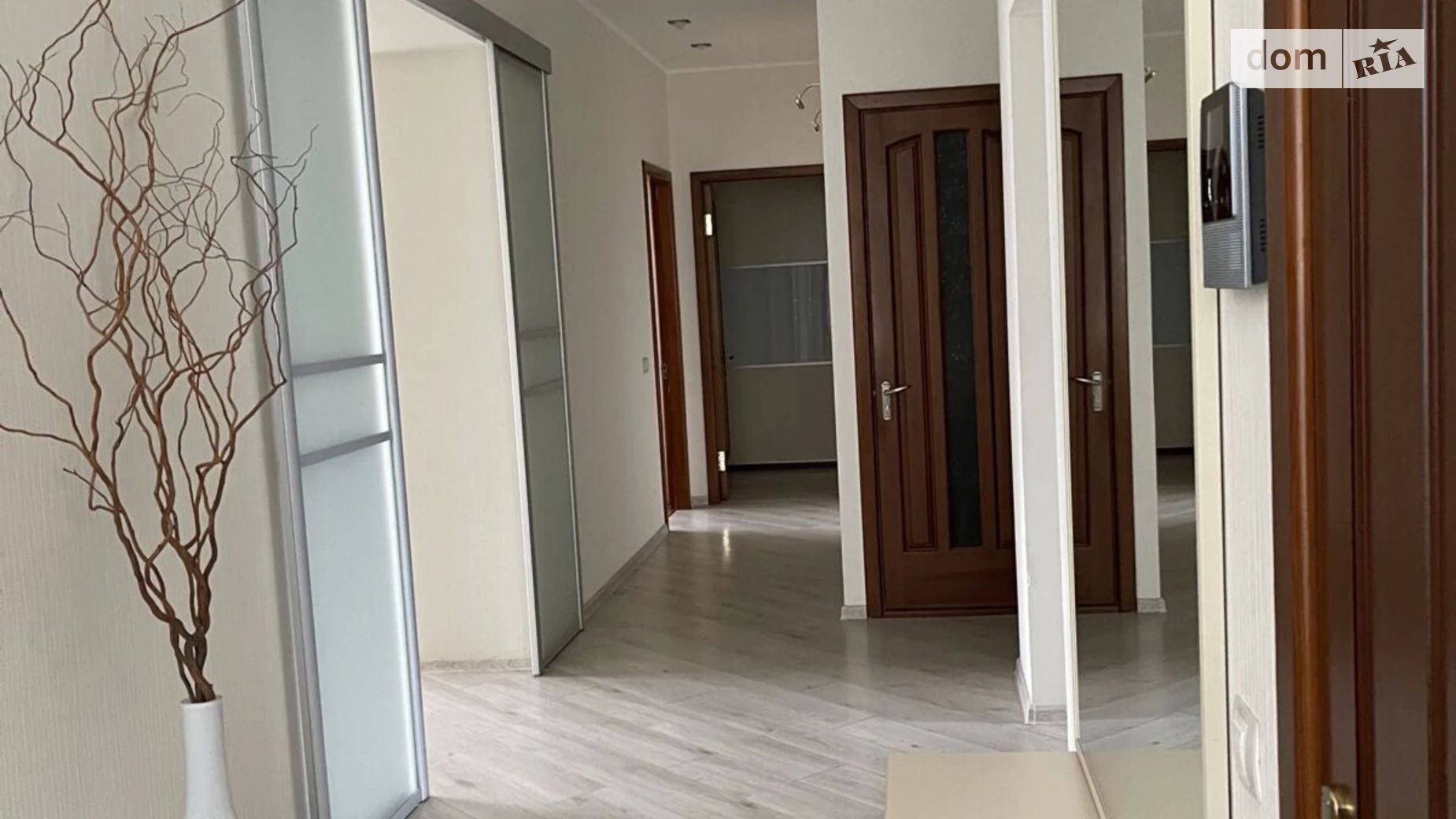 Продается 4-комнатная квартира 109 кв. м в Полтаве, ул. Шведская, 20 - фото 3