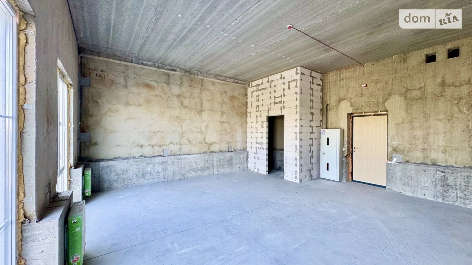 Продается офис 40.3 кв. м в бизнес-центре, цена: 66000 $ - фото 5