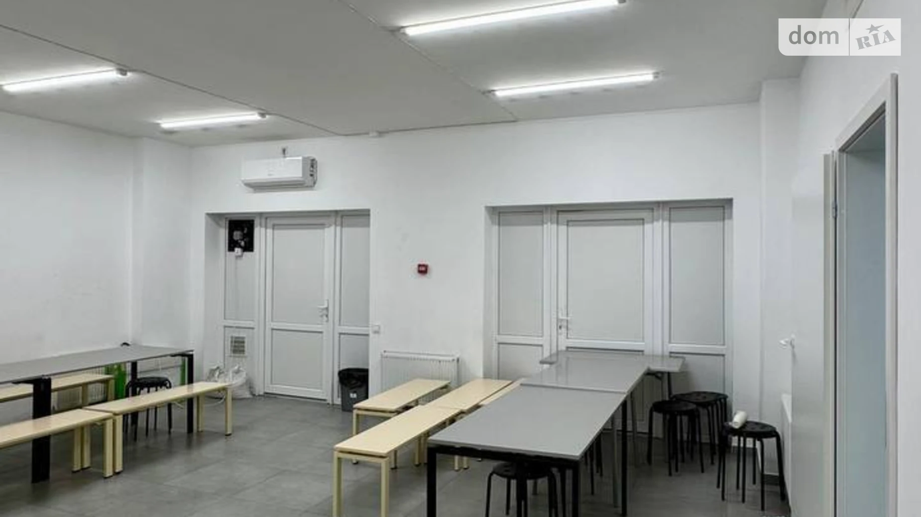 Продається приміщення вільного призначення 56 кв. м в 21-поверховій будівлі, цена: 93000 $ - фото 3