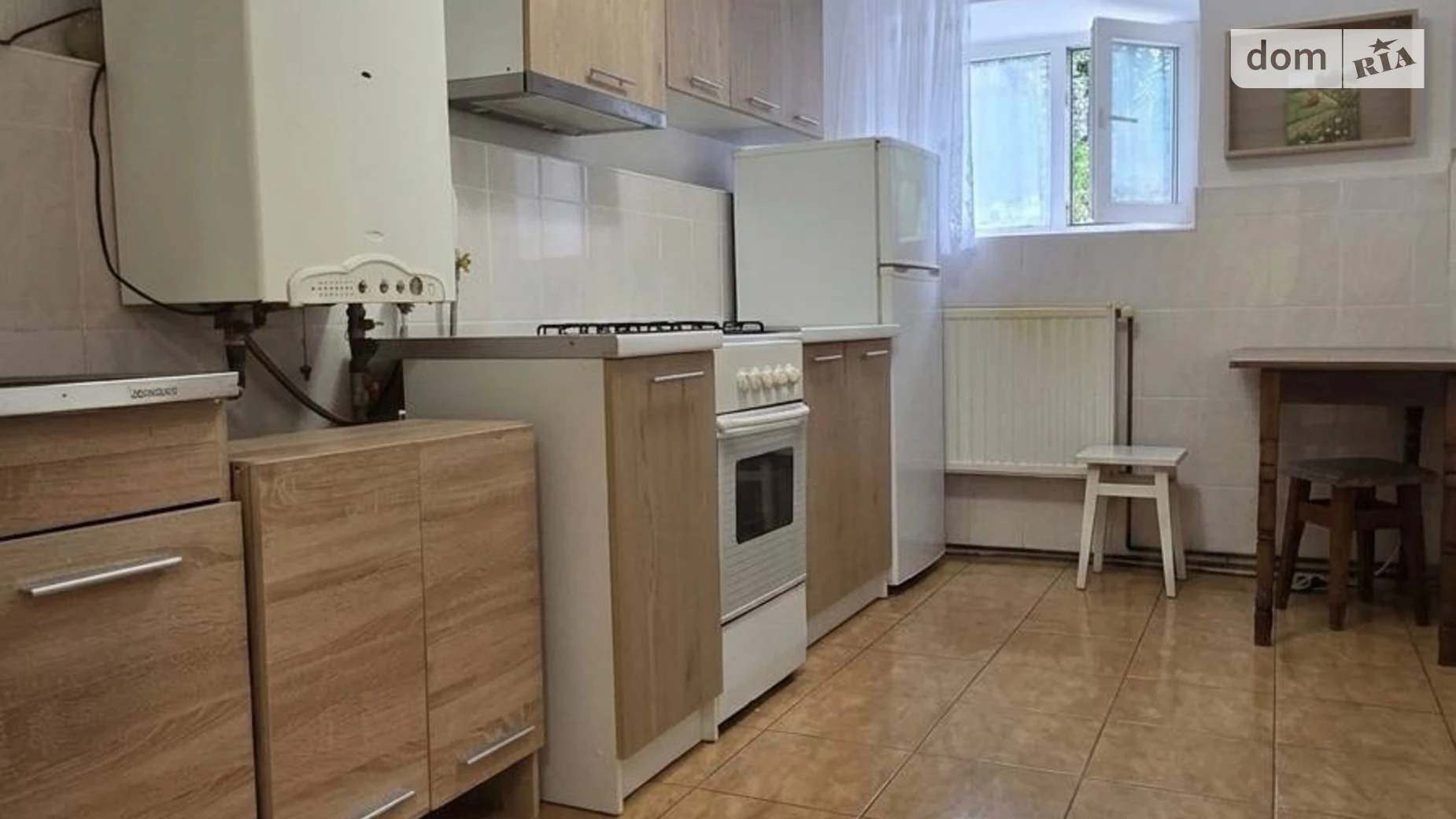 Продается 2-комнатная квартира 44.5 кв. м в Черновцах, ул. Александра Петрищука(Суворова Александра) - фото 2