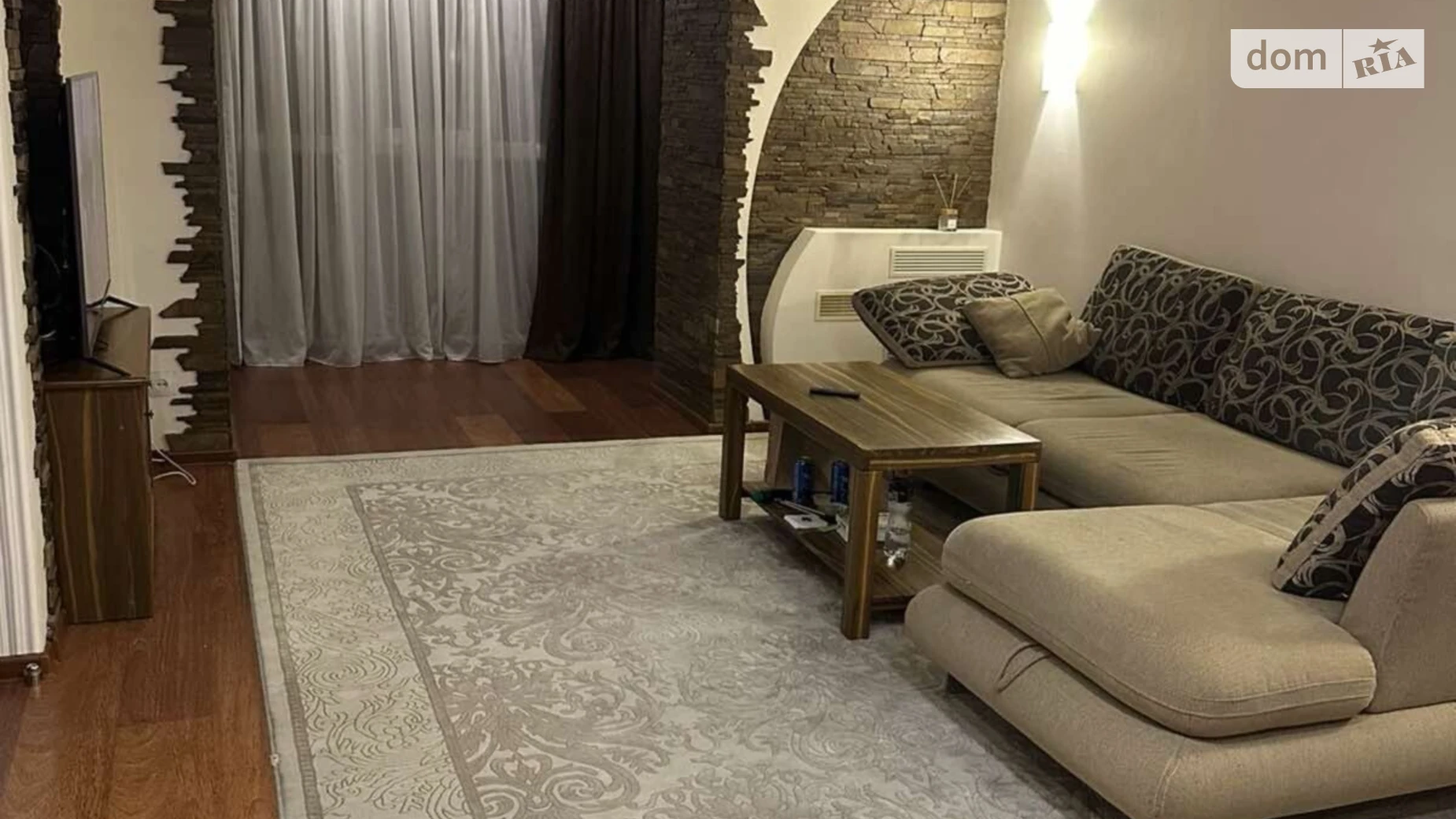 2-комнатная квартира 55 кв. м в Запорожье, ул. Космическая - фото 2