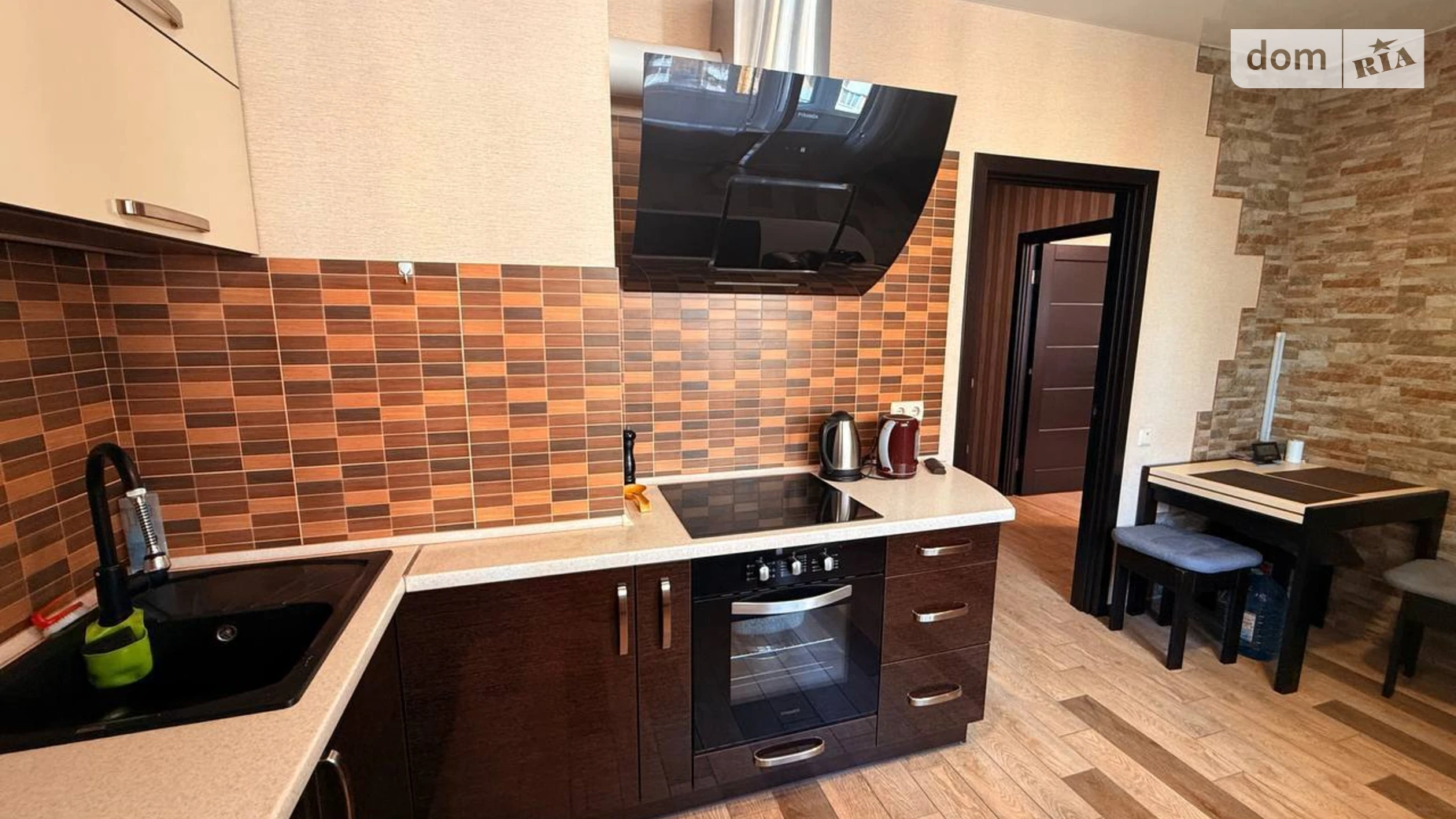 Продається 1-кімнатна квартира 40 кв. м у Одесі, вул. Левітана, 118Д - фото 2