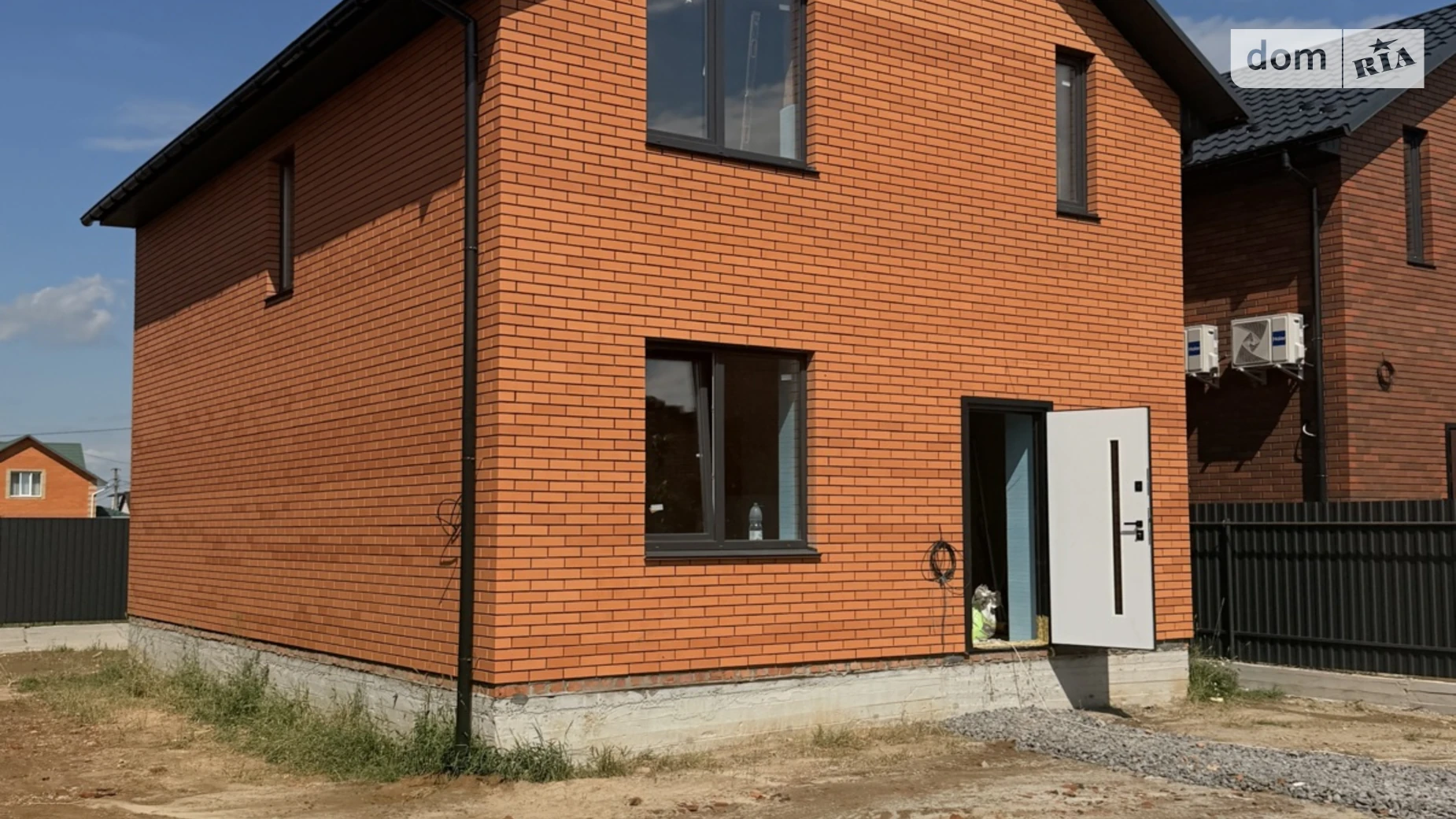 Продается дом на 2 этажа 105 кв. м с террасой, цена: 105000 $ - фото 2