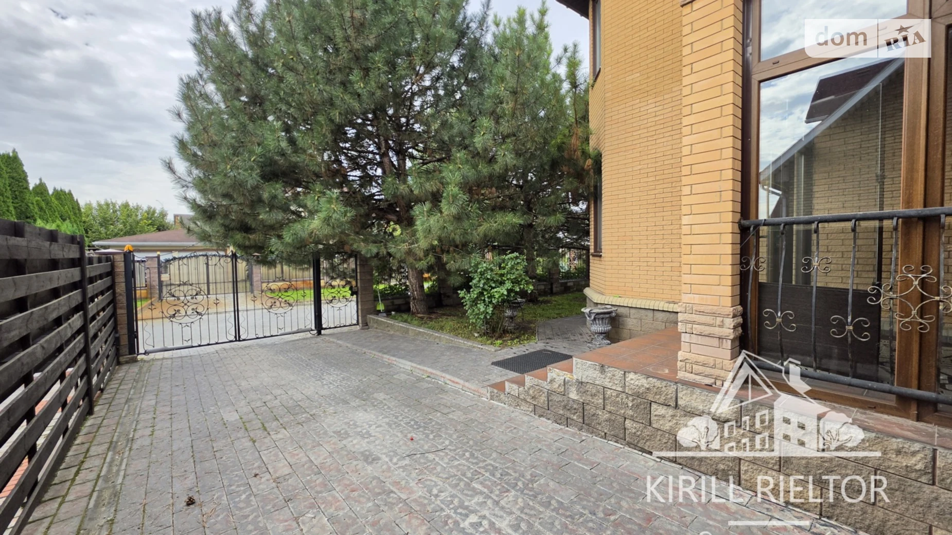 Продається будинок 2 поверховий 230 кв. м з гаражем, цена: 205000 $ - фото 5