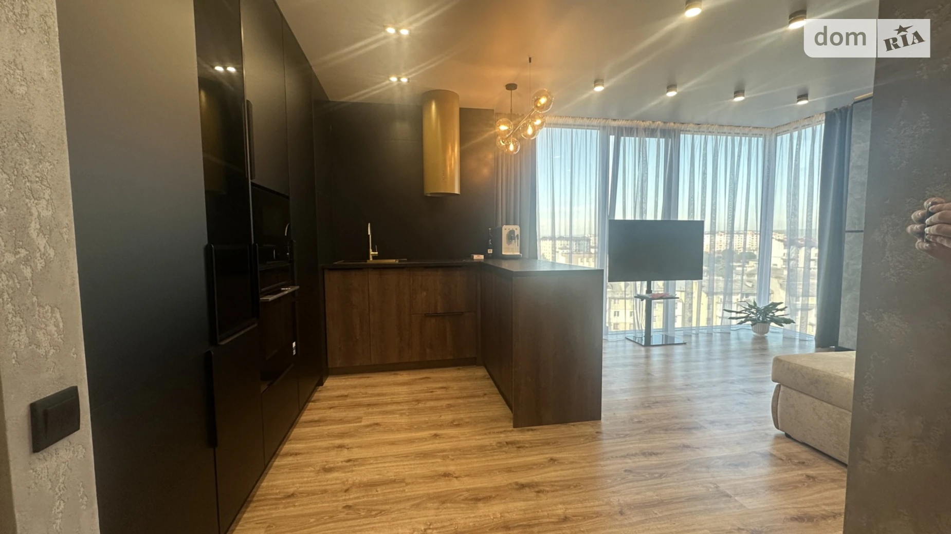 Продается 1-комнатная квартира 42.2 кв. м в Ивано-Франковске, ул. Гарбарская - фото 5