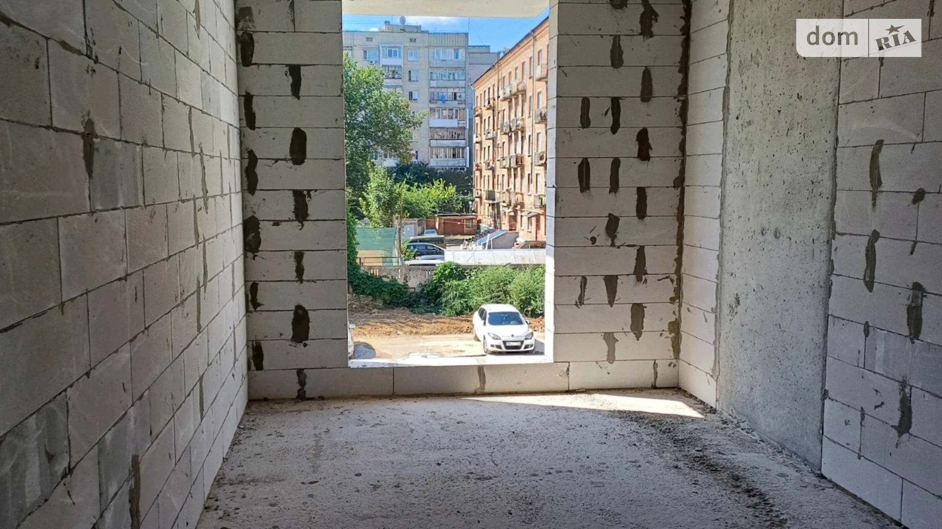 Продается 2-комнатная квартира 78 кв. м в Виннице, ул. Академика Янгеля, 63 - фото 2