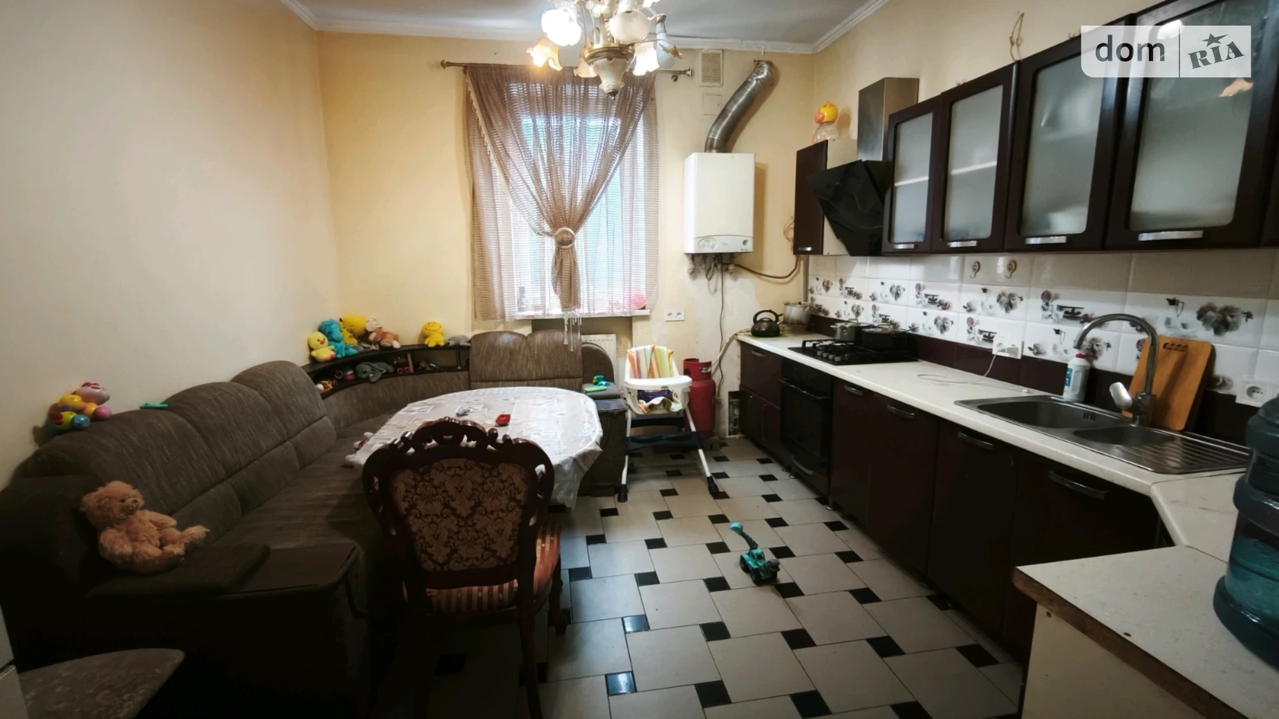 Продается дом на 2 этажа 130 кв. м с подвалом, цена: 150000 $ - фото 4
