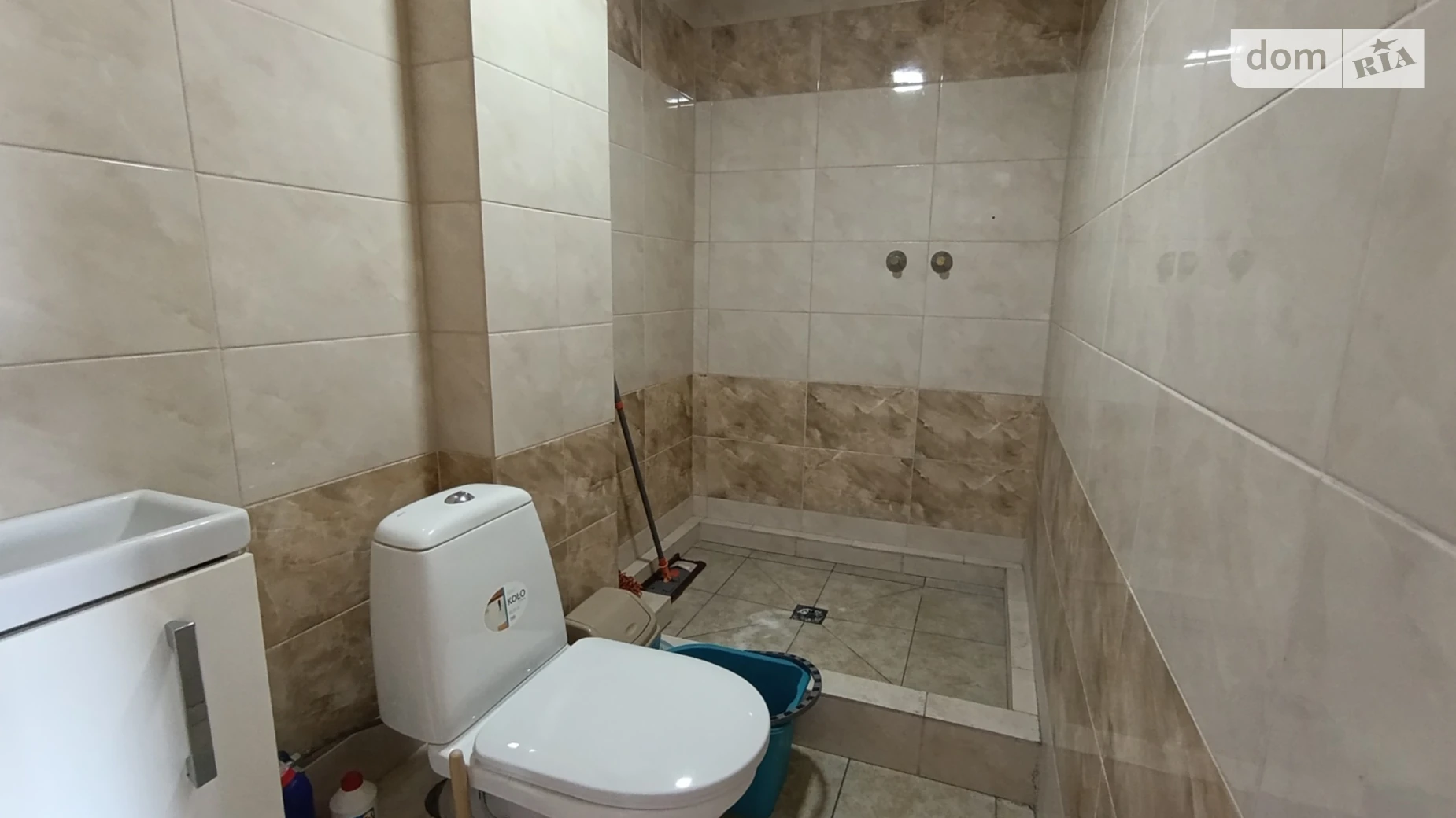 Продается офис 42 кв. м в бизнес-центре, цена: 63000 $ - фото 3