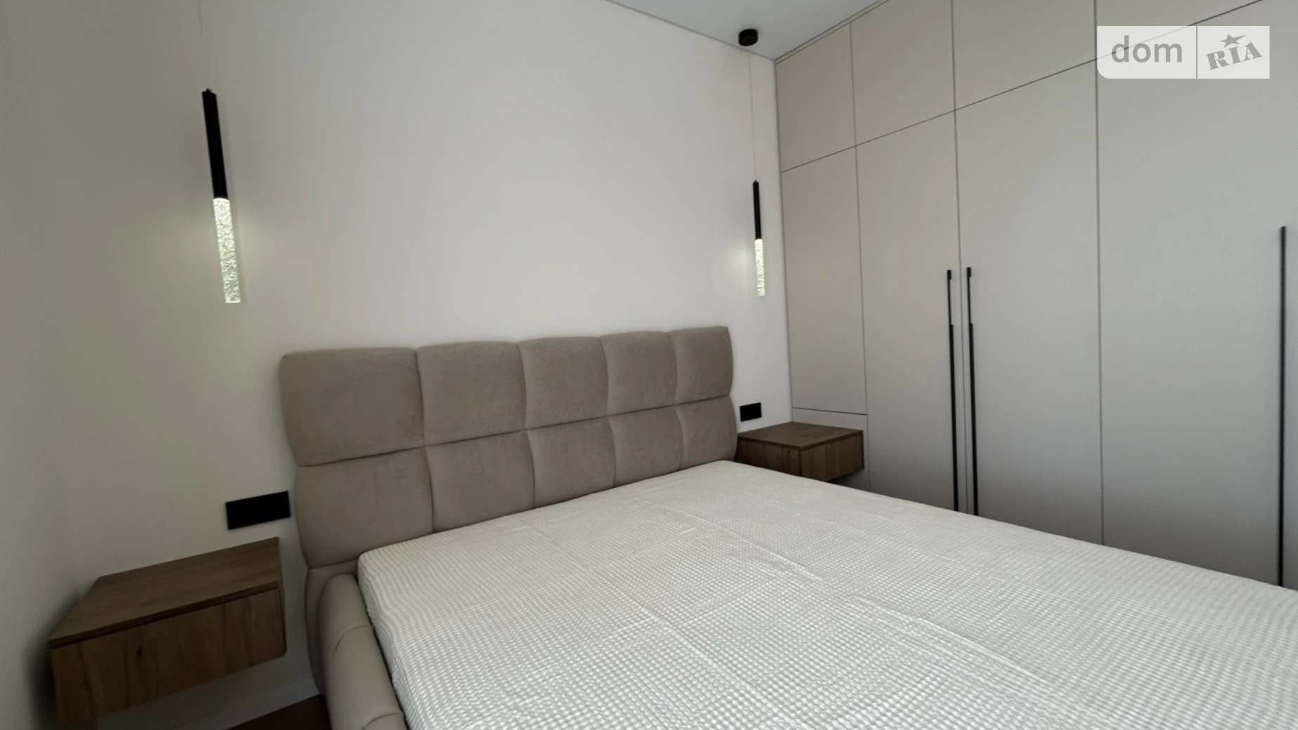 Продается 3-комнатная квартира 82 кв. м в Ивано-Франковске, ул. Национальной Гвардии, 16 - фото 2