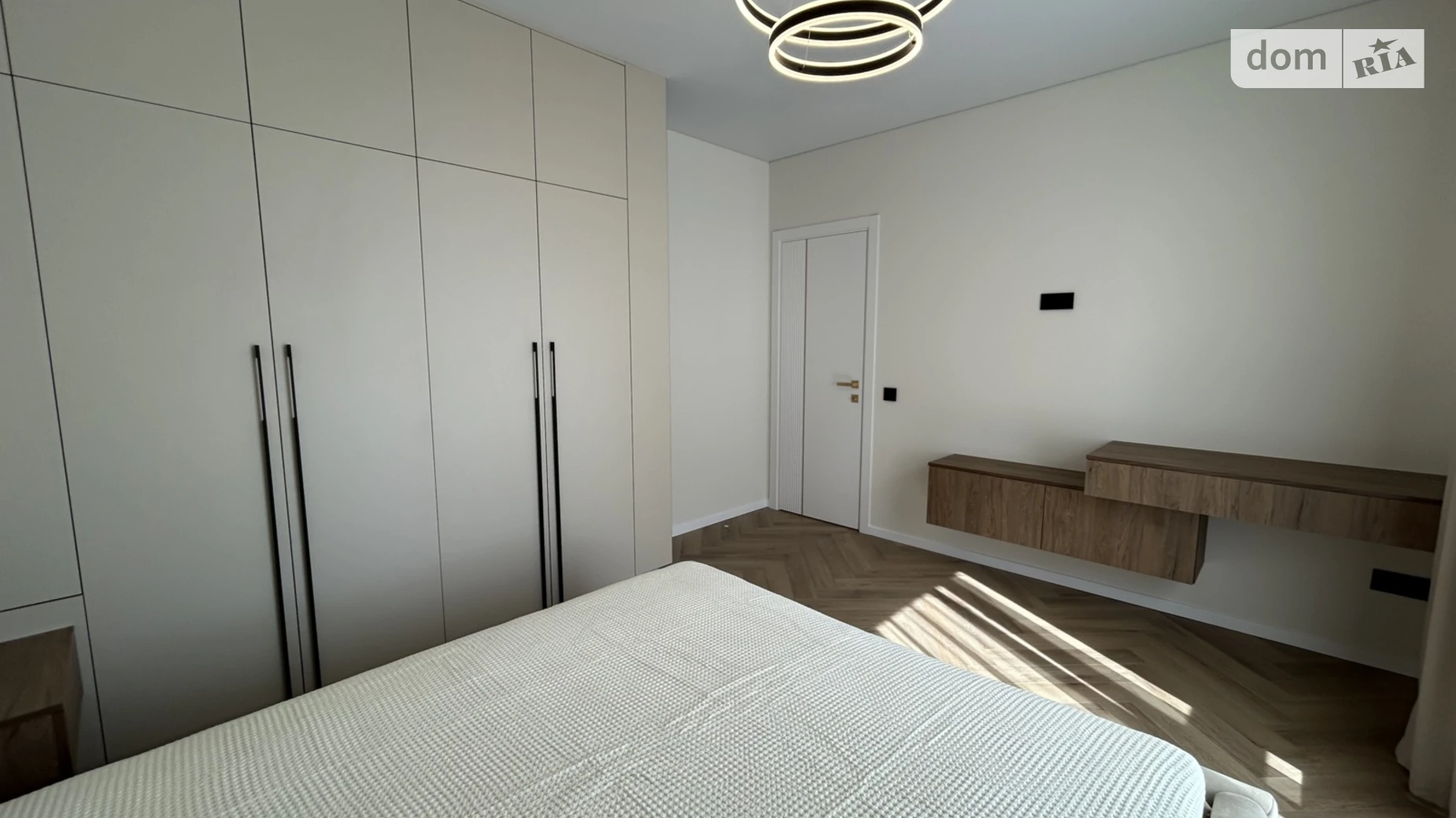 Продается 3-комнатная квартира 82 кв. м в Ивано-Франковске, ул. Национальной Гвардии, 16 - фото 3