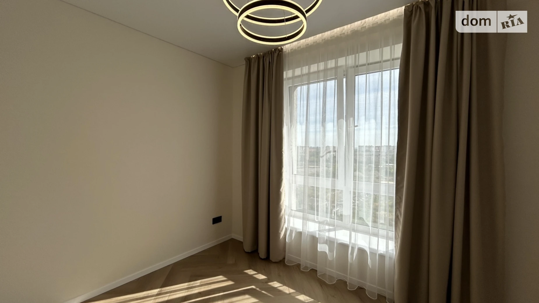 Продается 3-комнатная квартира 82 кв. м в Ивано-Франковске, ул. Национальной Гвардии, 16 - фото 4