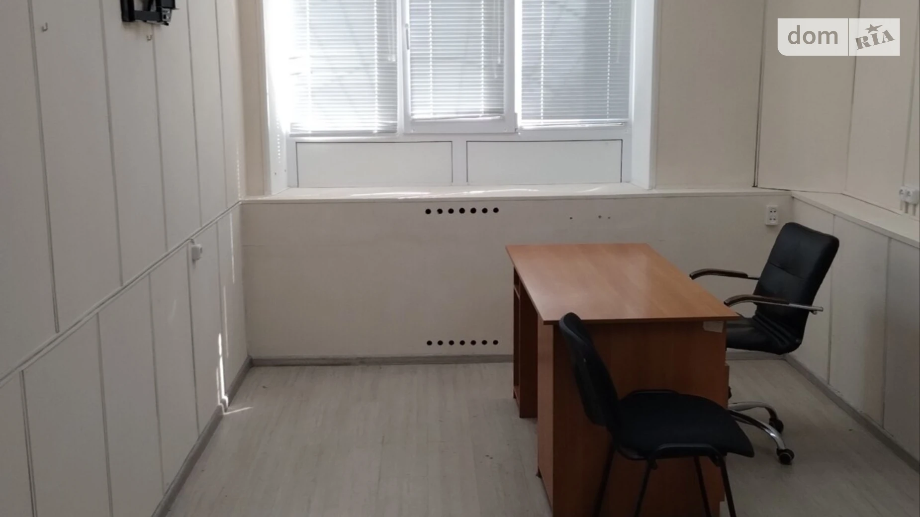 Сдается в аренду офис 28.9 кв. м в бизнес-центре, цена: 14200 грн - фото 2