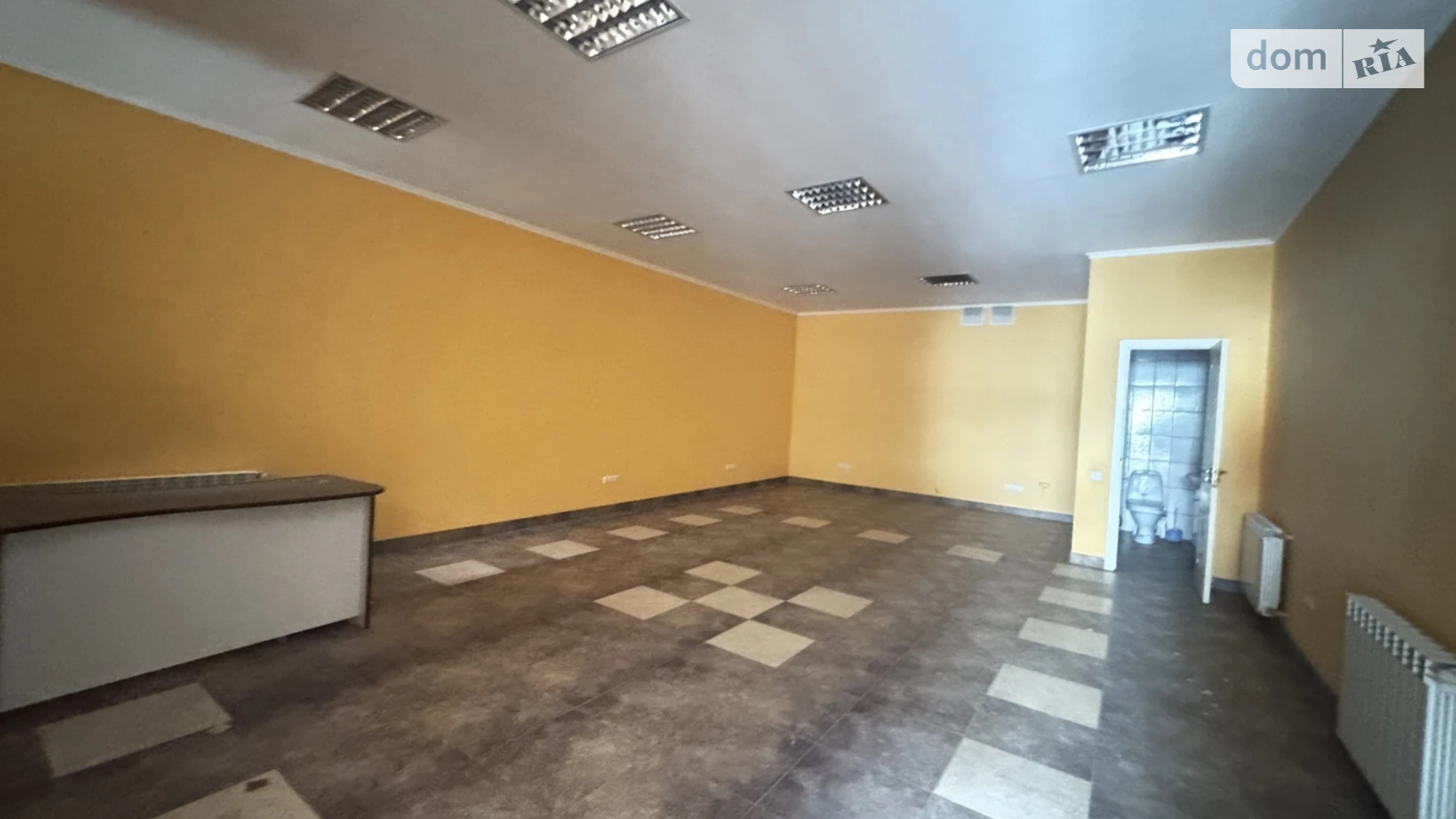 Здається в оренду приміщення вільного призначення 230 кв. м в 4-поверховій будівлі, цена: 500 $ - фото 2