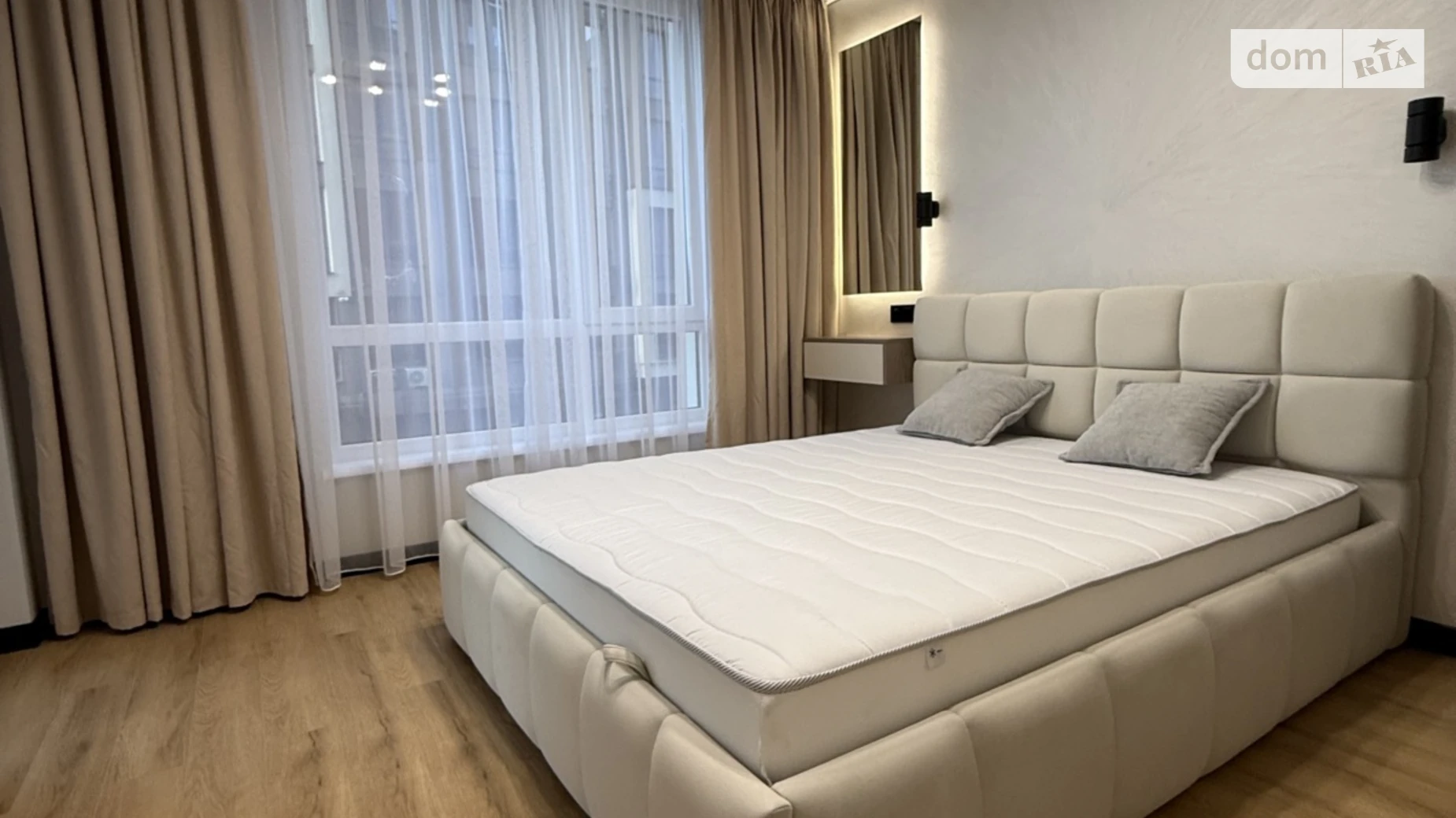 Продается 1-комнатная квартира 43 кв. м в Ивано-Франковске, цена: 84000 $ - фото 2