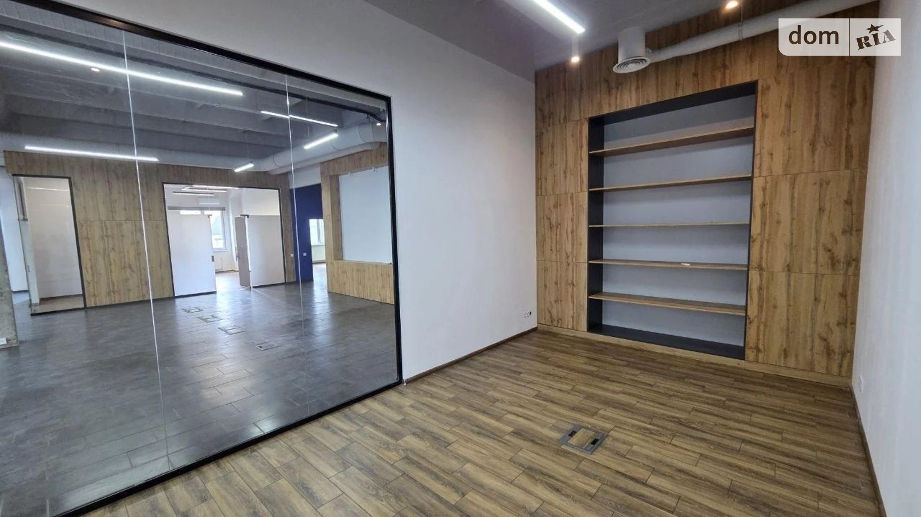 Сдается в аренду офис 900 кв. м в бизнес-центре, цена: 15500 $ - фото 5