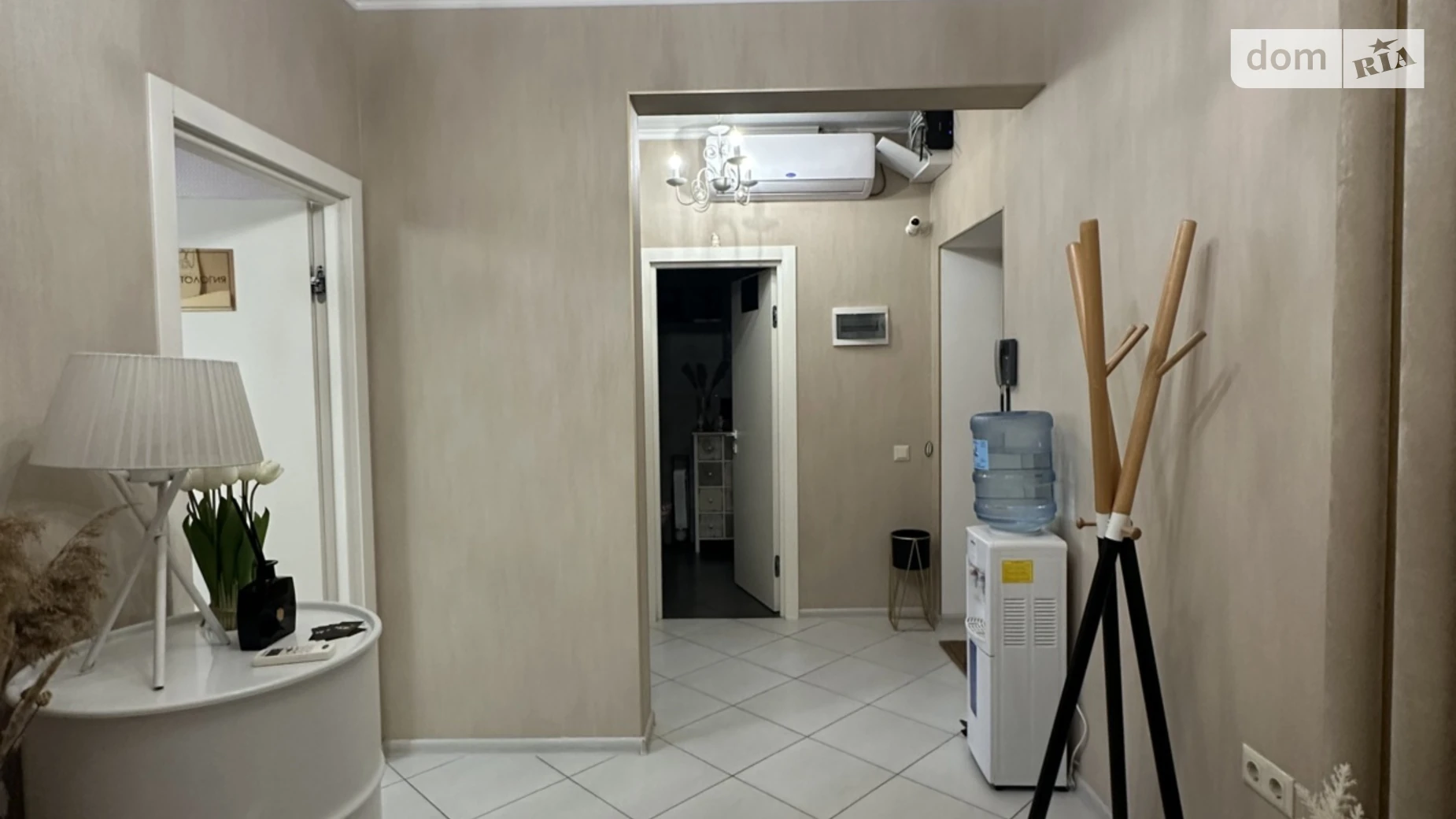 Продається офіс 68 кв. м в бізнес-центрі, цена: 175000 $ - фото 4