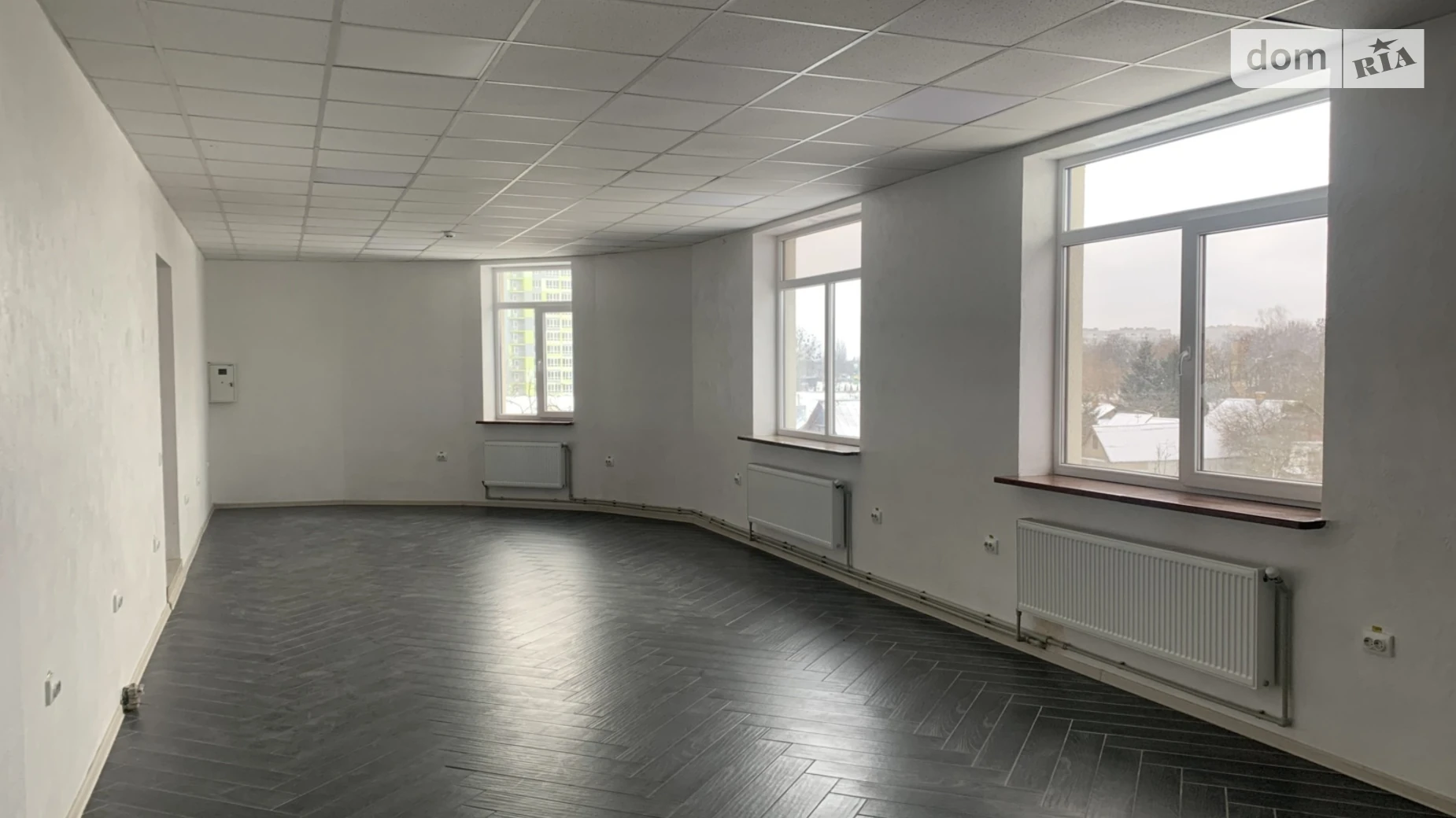 Сдается в аренду офис 290 кв. м в бизнес-центре, цена: 115000 грн - фото 2