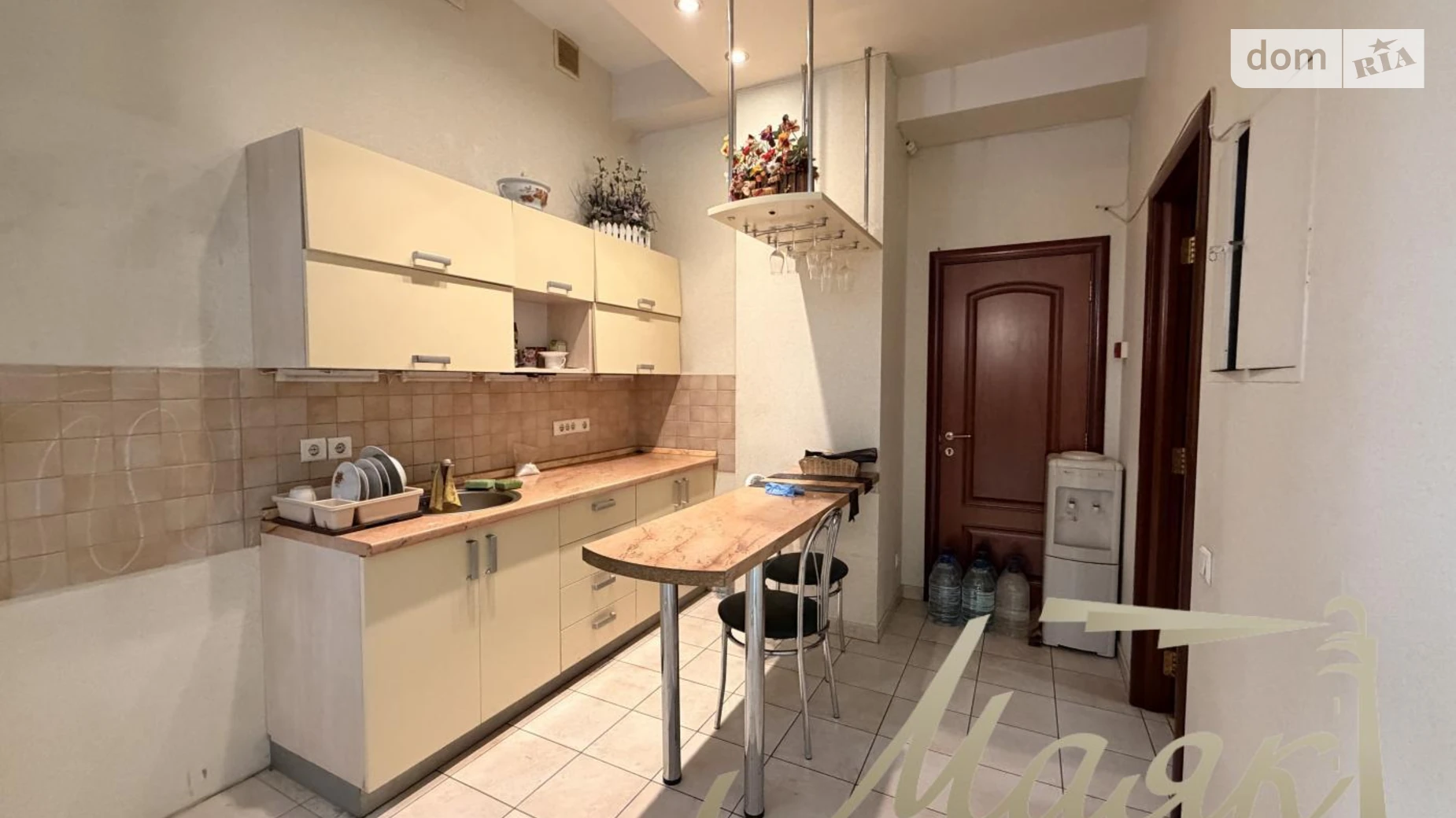 Сдается в аренду офис 193 кв. м в бизнес-центре, цена: 2700 $ - фото 5