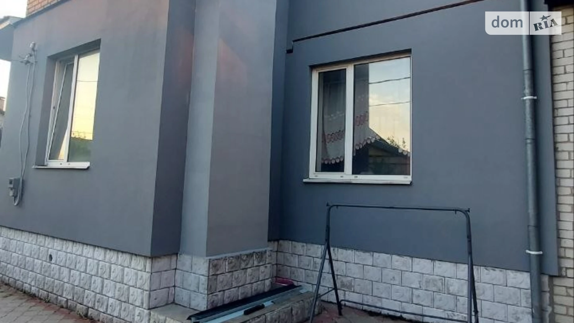Продается дом на 2 этажа 224.6 кв. м с верандой, цена: 160000 $ - фото 2
