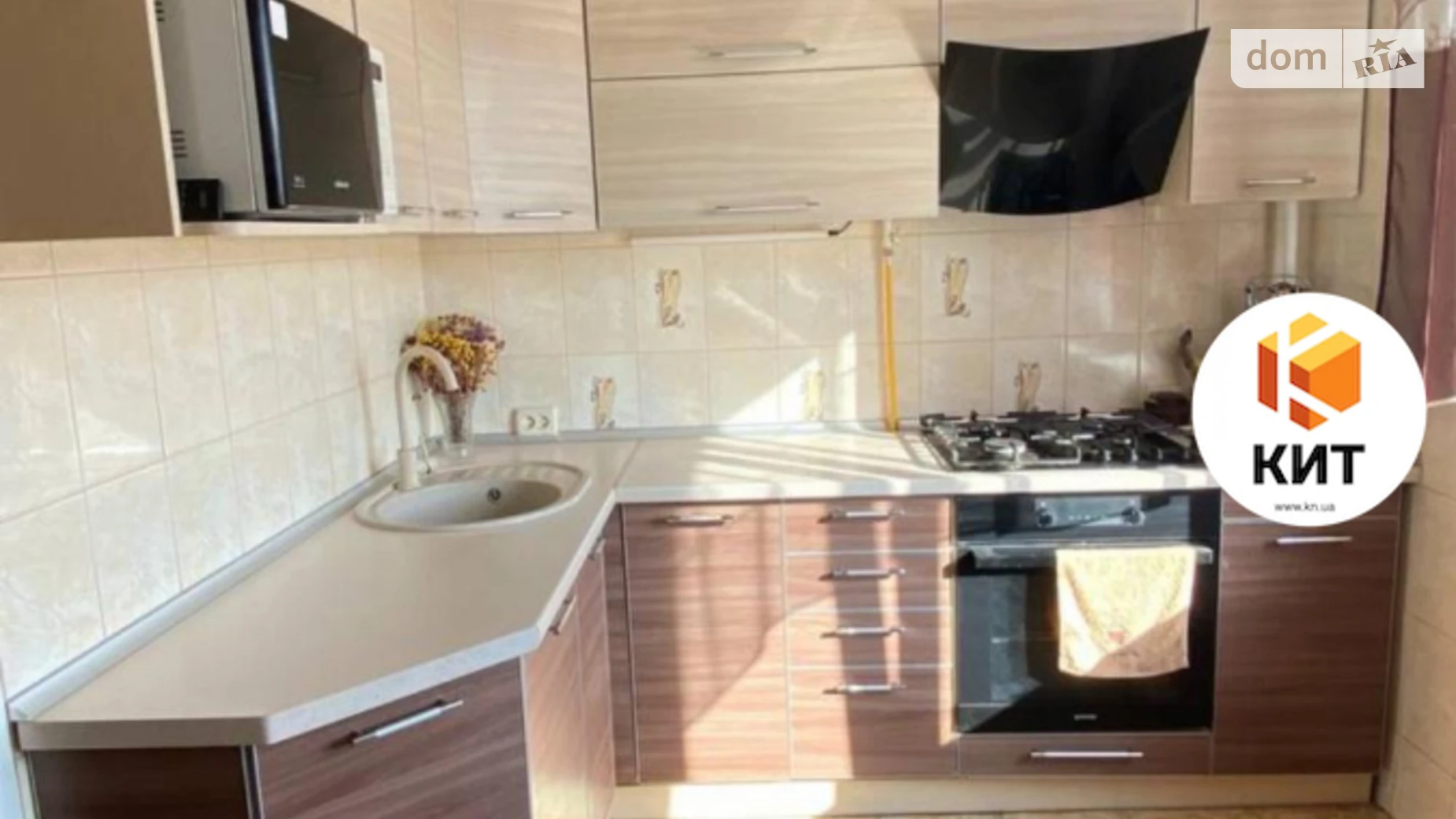 Продается 2-комнатная квартира 57 кв. м в Харькове, ул. Молодежная, 2А - фото 2