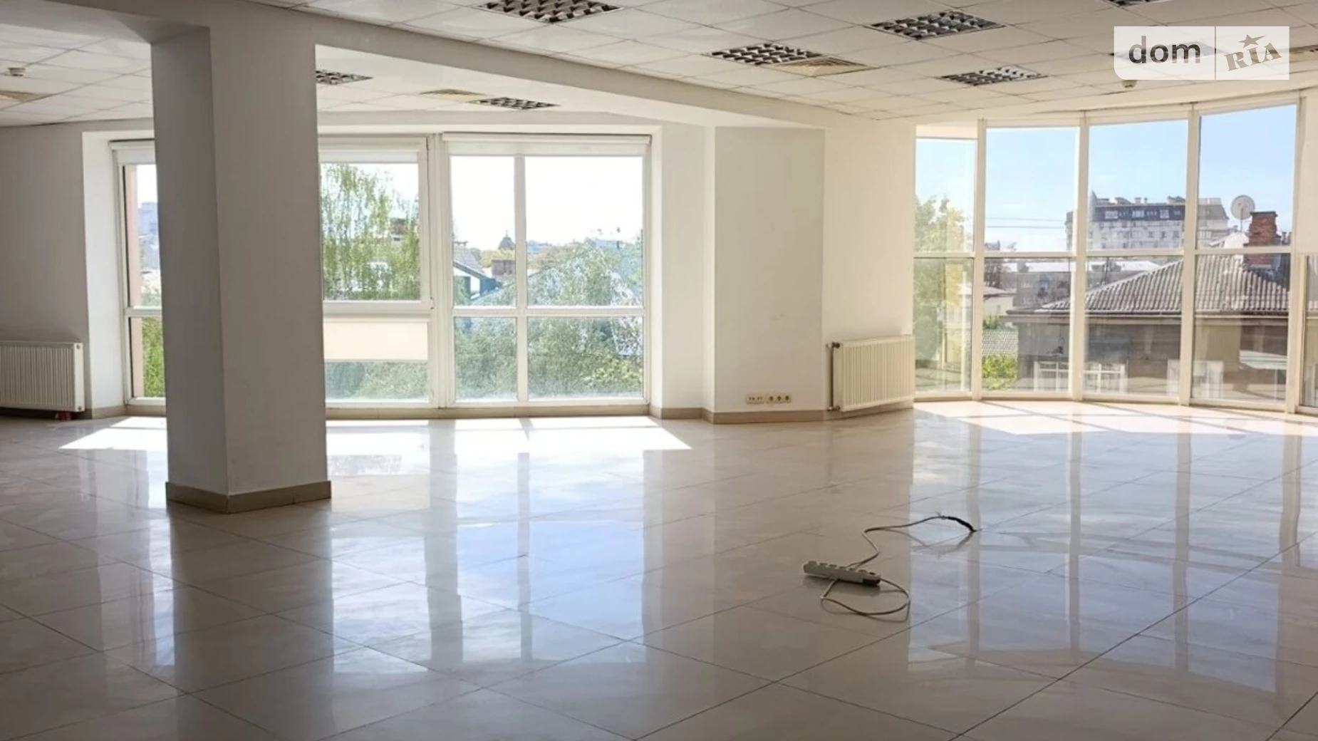 Сдается в аренду офис 334.5 кв. м в бизнес-центре, цена: 2200 $ - фото 4