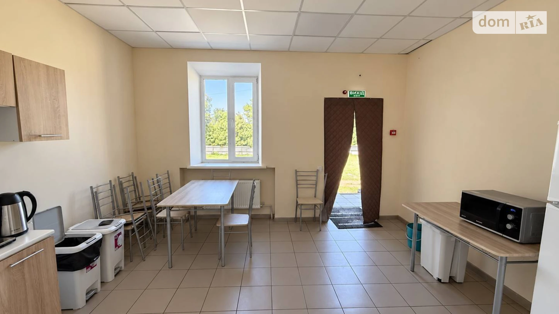 Сдается в аренду дом на 2 этажа 686.7 кв. м с беседкой, цена: 300000 грн - фото 3
