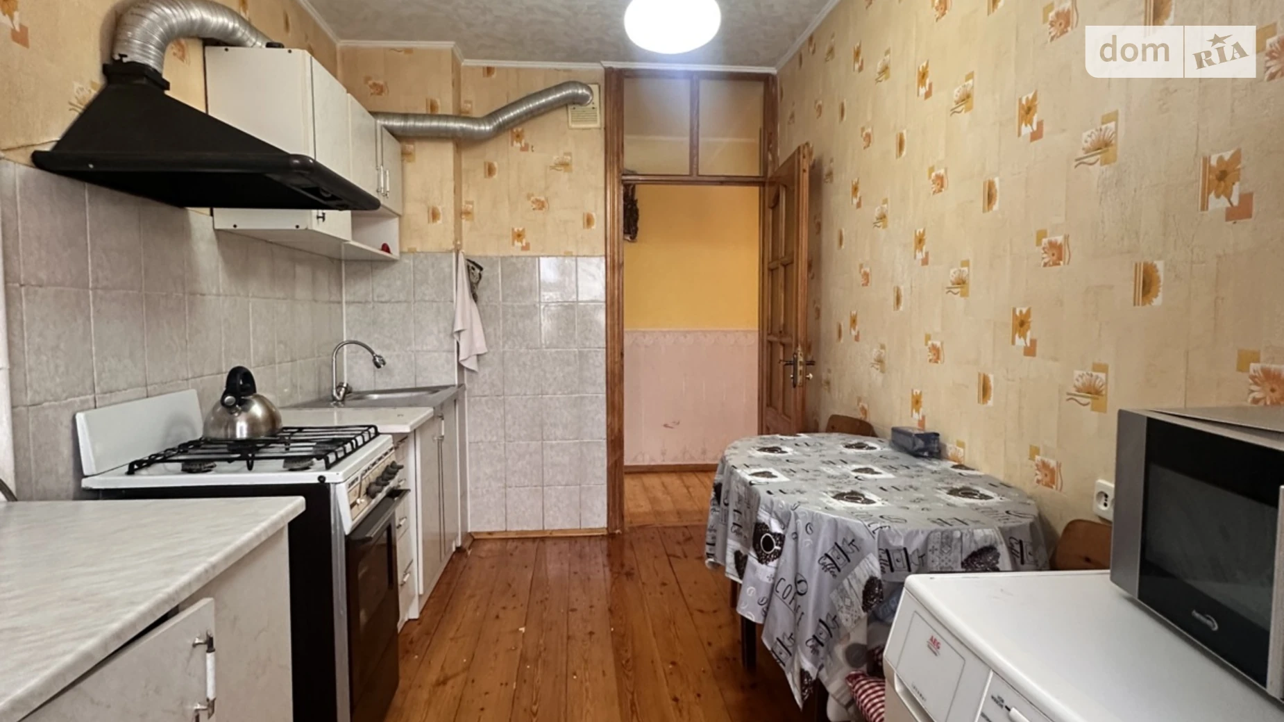 Продается 3-комнатная квартира 70.3 кв. м в Львове, ул. Антонича, 22 - фото 2