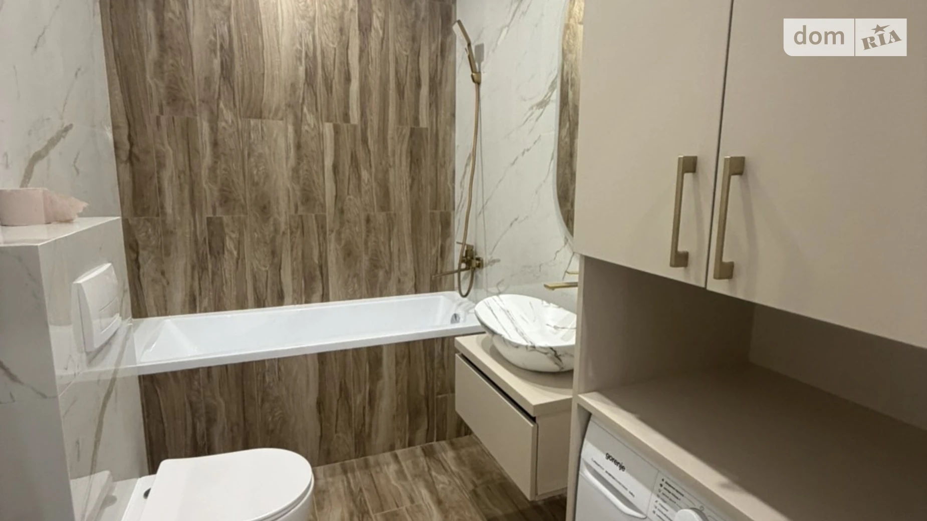Сдается в аренду 1-комнатная квартира 48.4 кв. м в, цена: 700 $ - фото 2