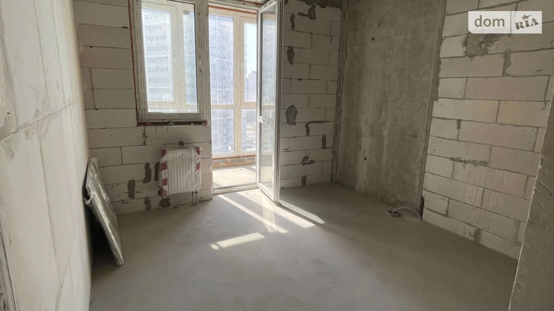 Продается 1-комнатная квартира 42 кв. м в Киеве, ул. Ревуцкого, 40В - фото 2