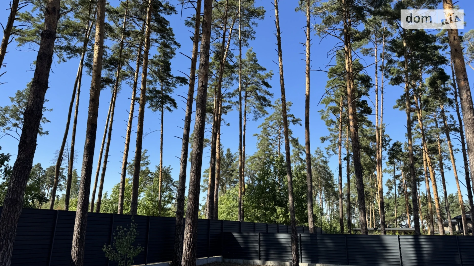 Продается дом на 2 этажа 214 кв. м с бассейном, цена: 425000 $ - фото 2