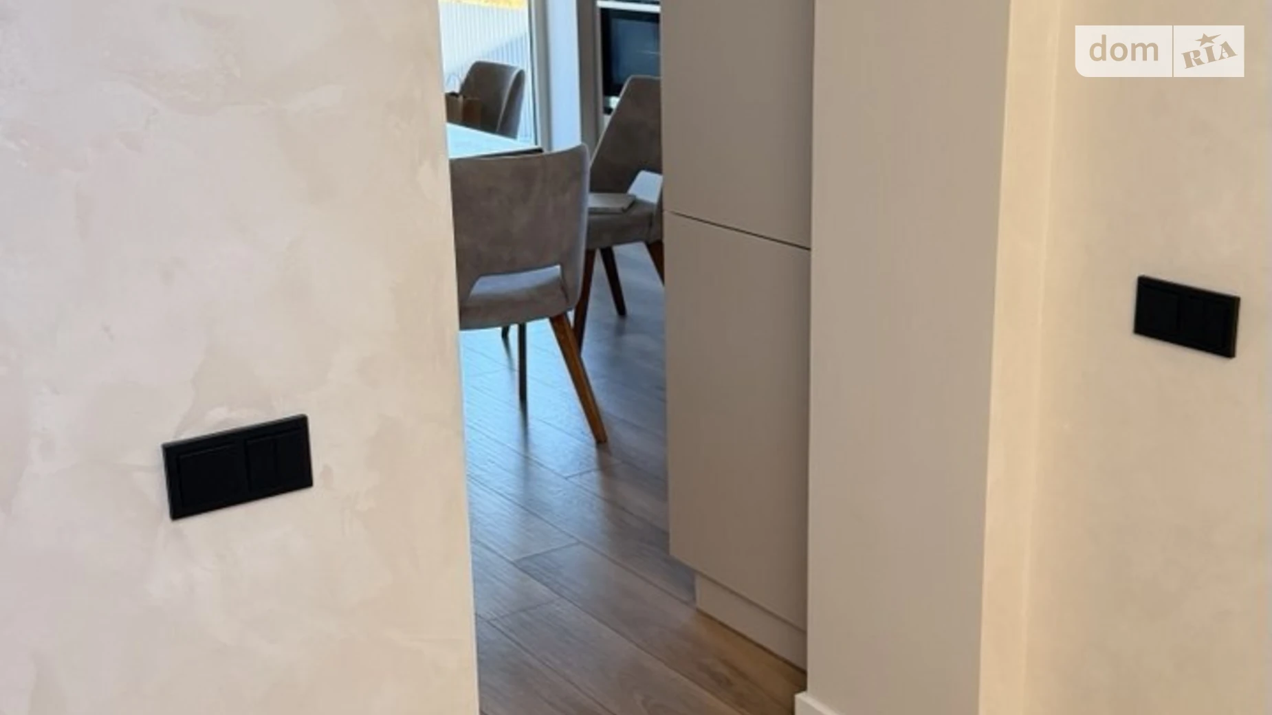 Продается дом на 2 этажа 250 кв. м с участком, цена: 404000 $ - фото 5