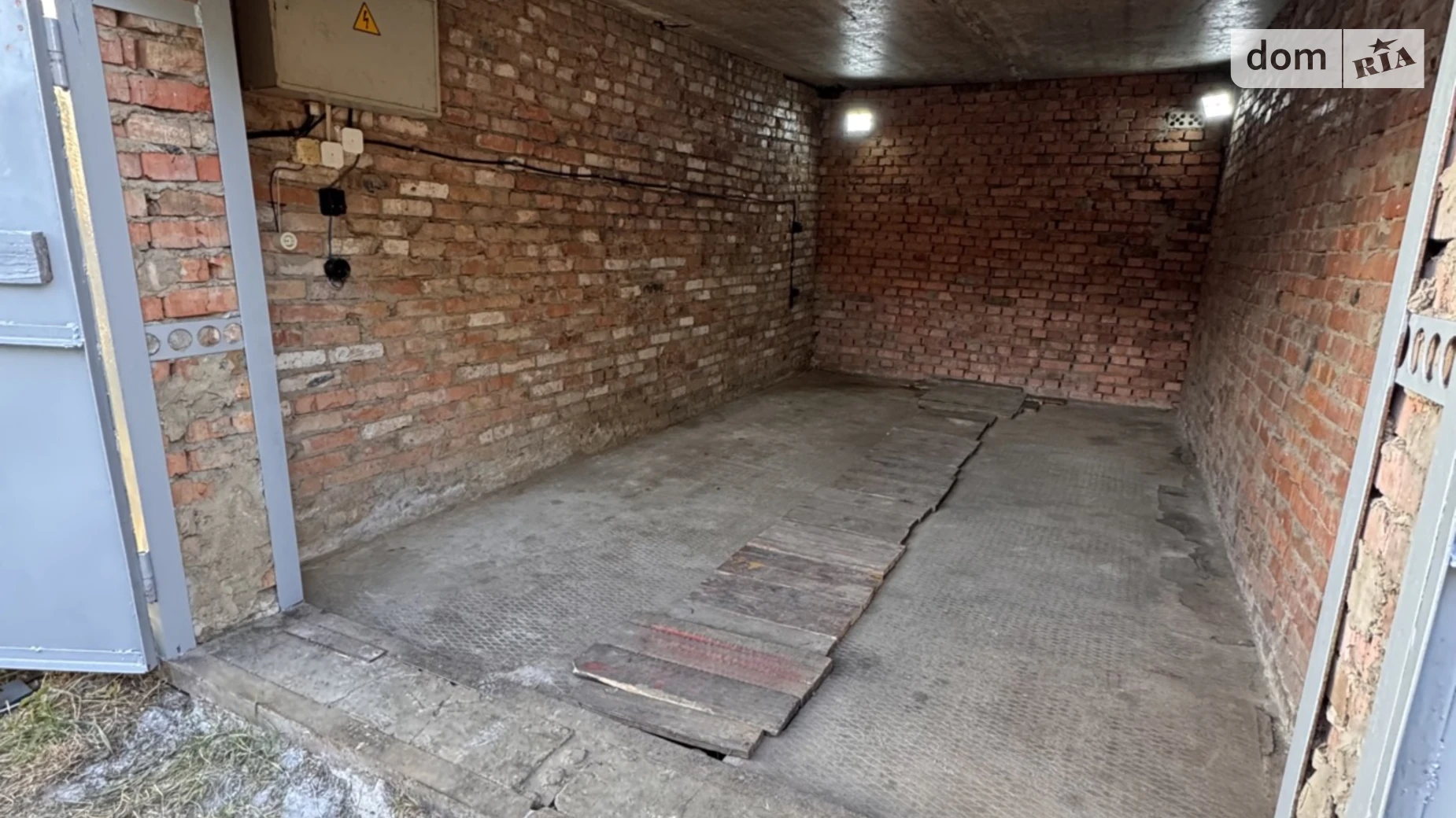 Продается место в гаражном кооперативе под легковое авто на 19 кв. м, цена: 7399 $ - фото 2