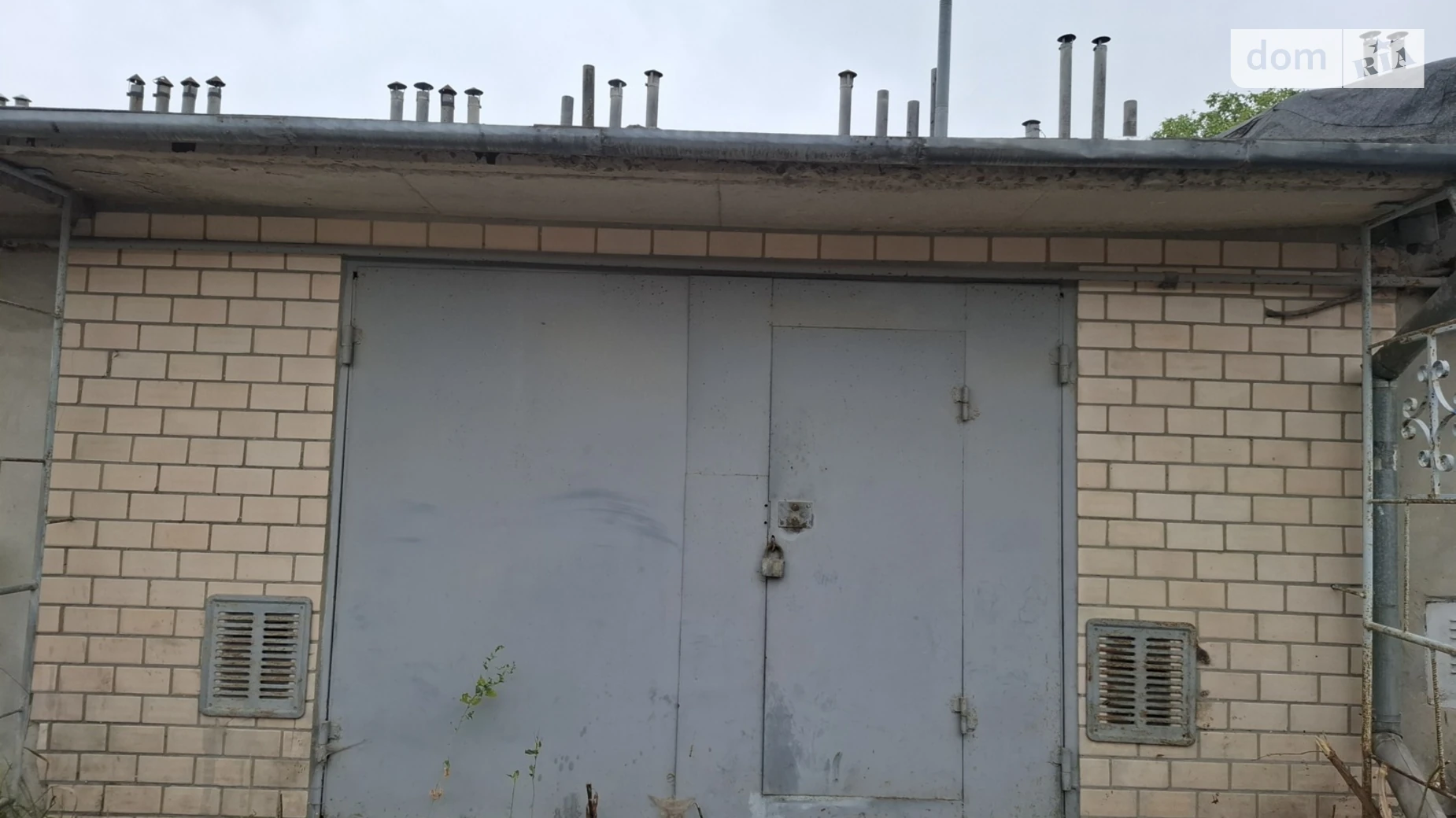 Продается место в гаражном кооперативе под легковое авто на 47.2 кв. м, цена: 11000 $ - фото 4