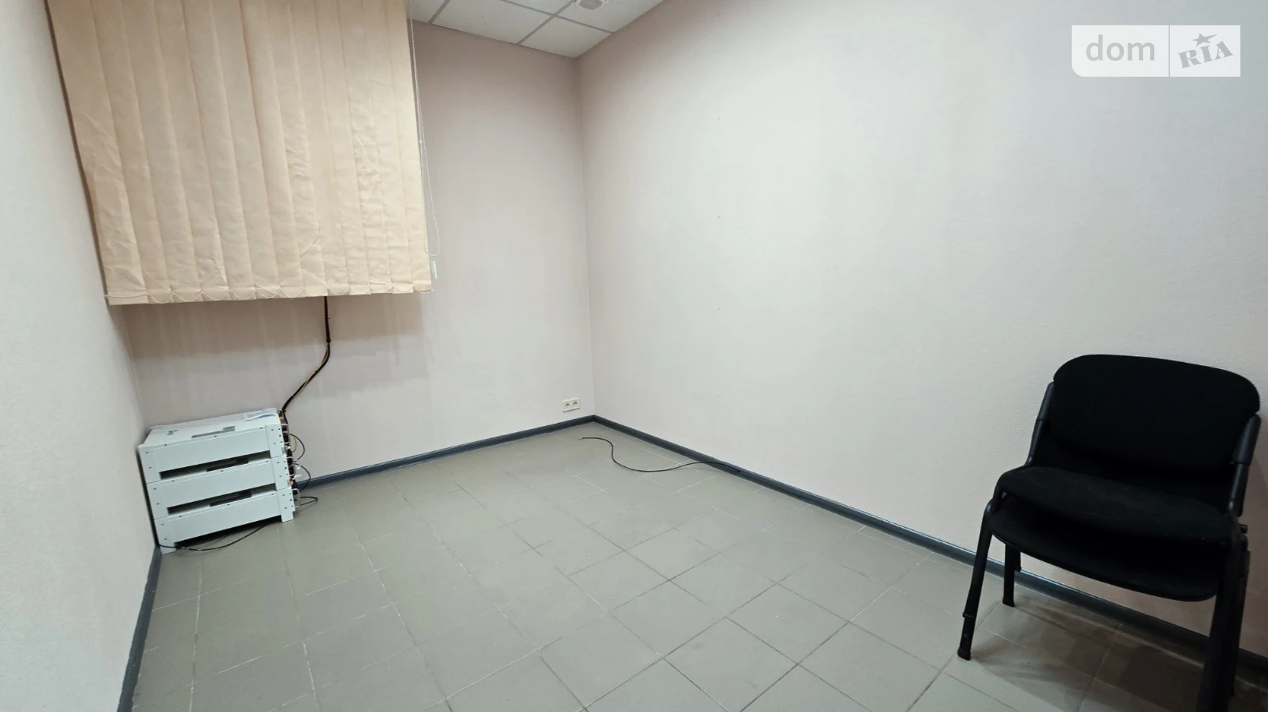 Сдается в аренду офис 14 кв. м в бизнес-центре, цена: 6000 грн - фото 3