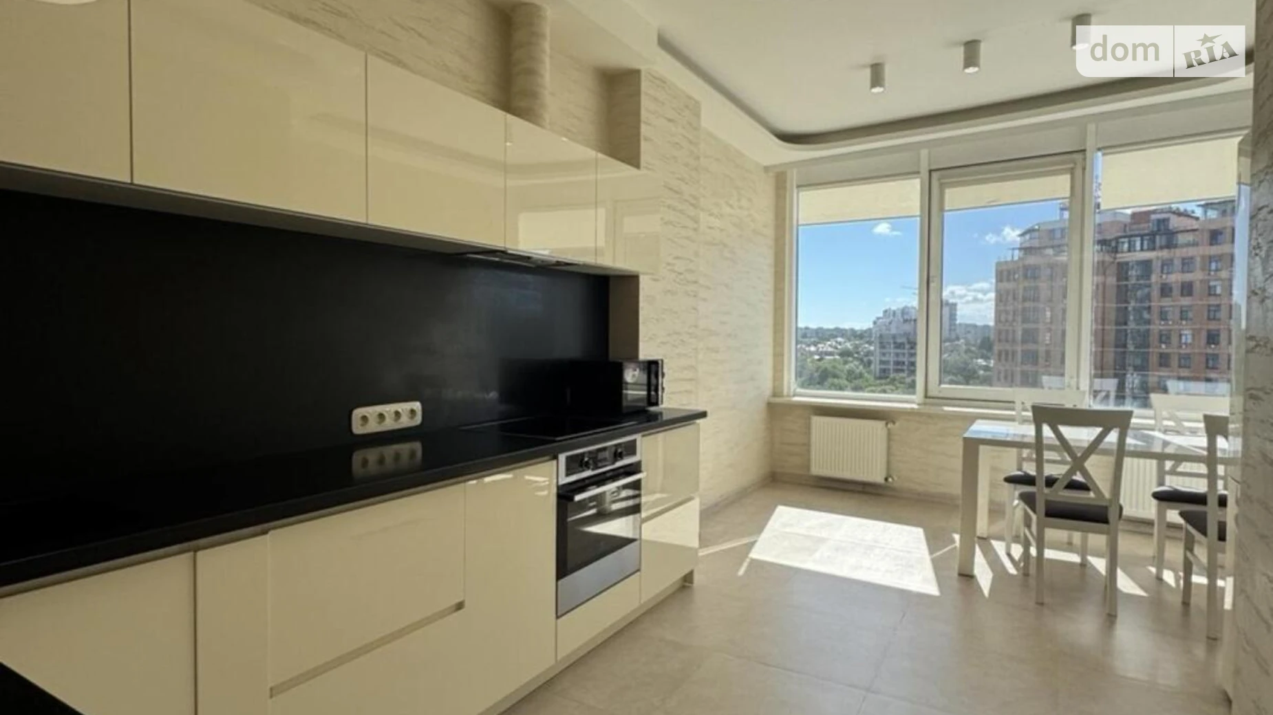 Продается 3-комнатная квартира 100 кв. м в Одессе, ул. Генуэзская, 5 - фото 3