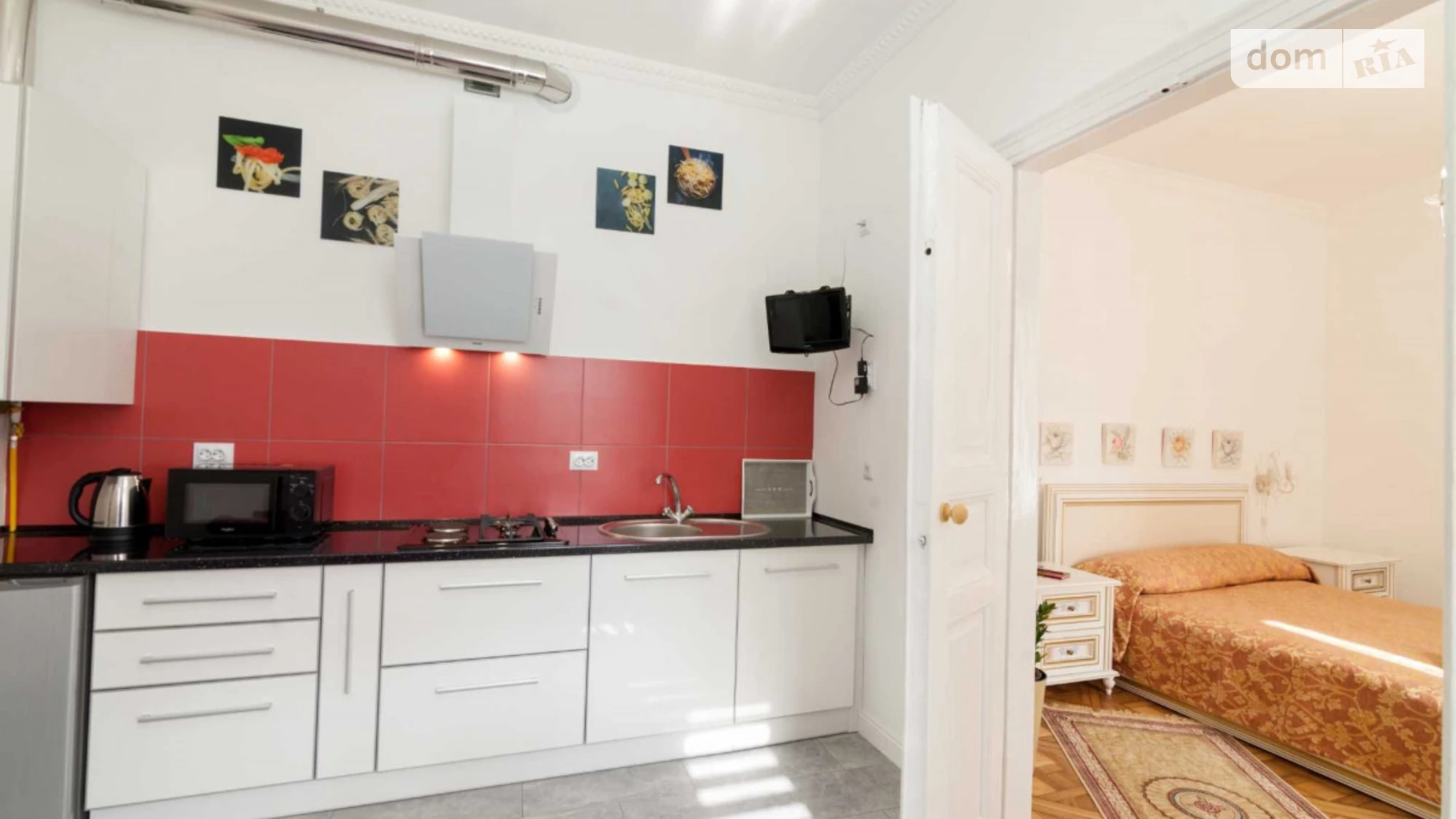 Продается 1-комнатная квартира 30 кв. м в Львове, ул. Клепаровская - фото 3