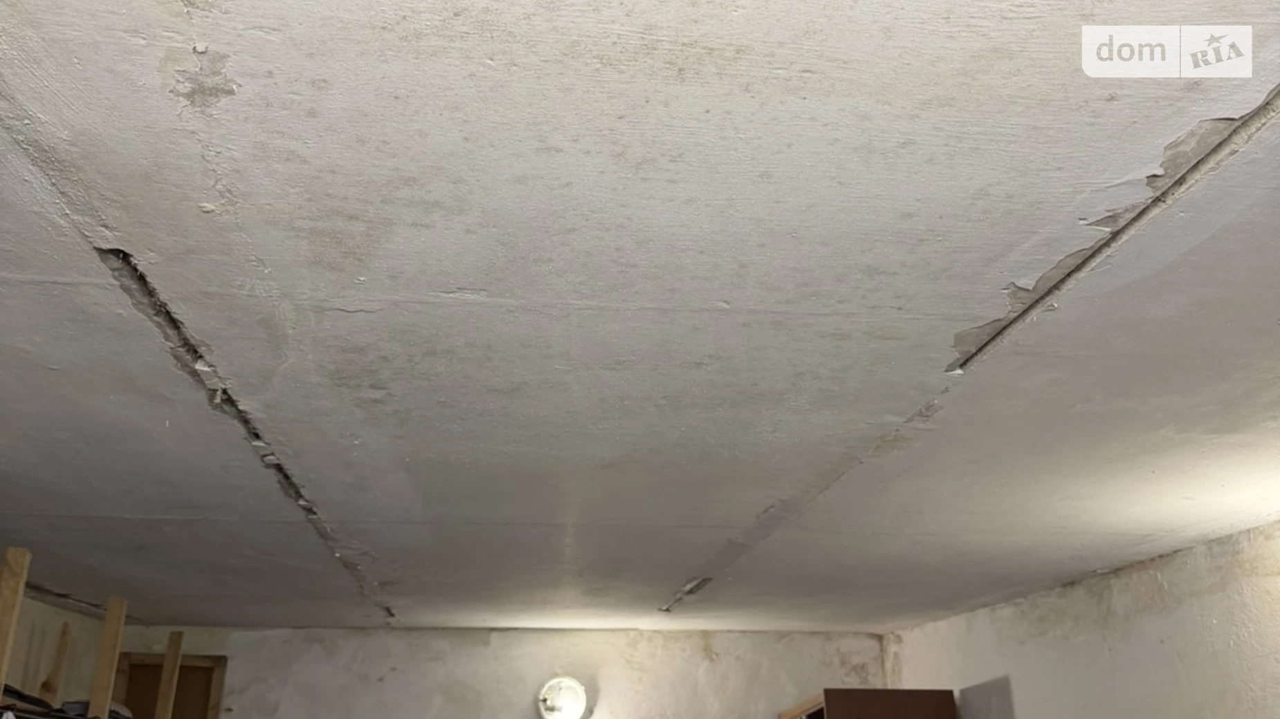 Продается отдельно стоящий гараж под легковое авто на 21.9 кв. м, цена: 8000 $ - фото 3