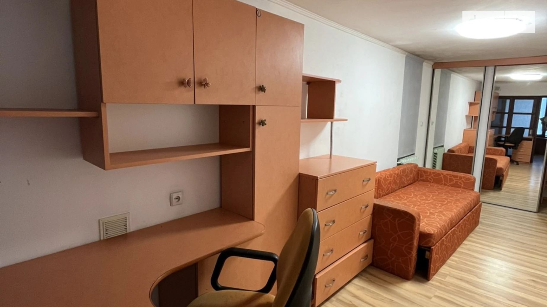 Продается дом на 2 этажа 200 кв. м с камином, цена: 94000 $ - фото 3