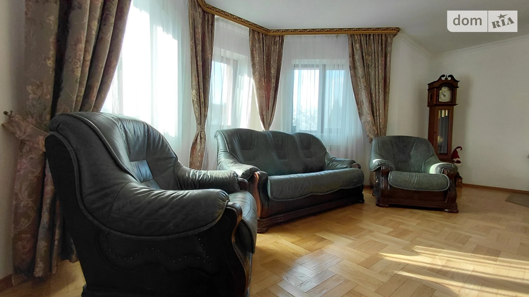 Продается дом на 2 этажа 423 кв. м с мансардой, цена: 400000 € - фото 3