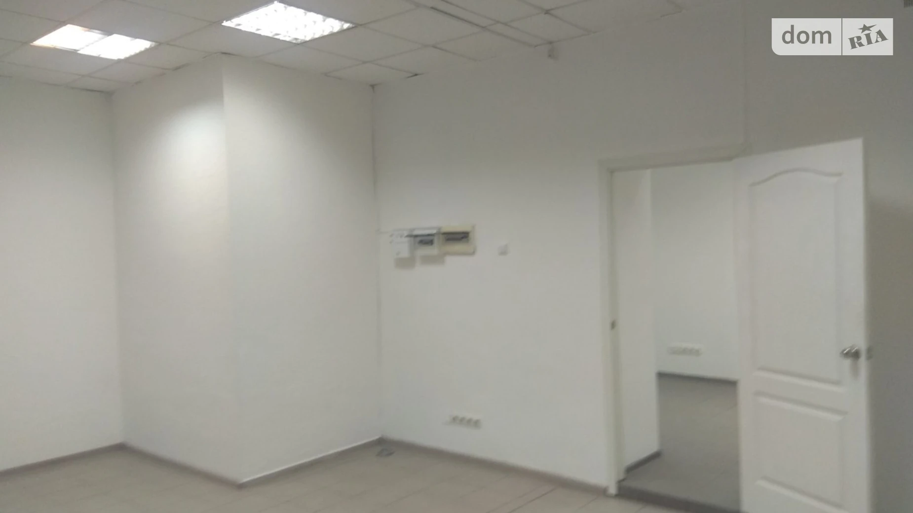 Продается помещения свободного назначения 52 кв. м в 5-этажном здании, цена: 135000 $ - фото 3