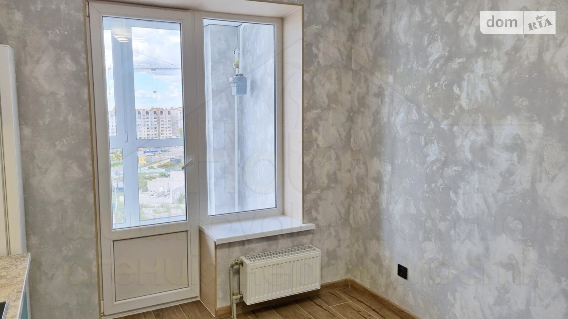 Продается 1-комнатная квартира 44.2 кв. м в Чернигове, ул. Независимости - фото 2